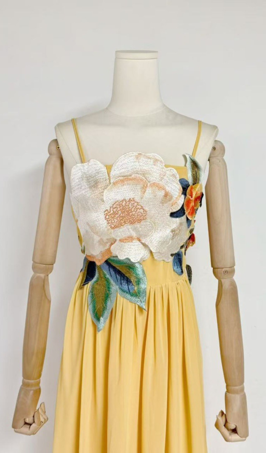 0008ff2d6967aba7c05f3daa2dd1329e.jpg Fashionslee Women Emanuele Yellow Flower Embroidery Maxi Dress
