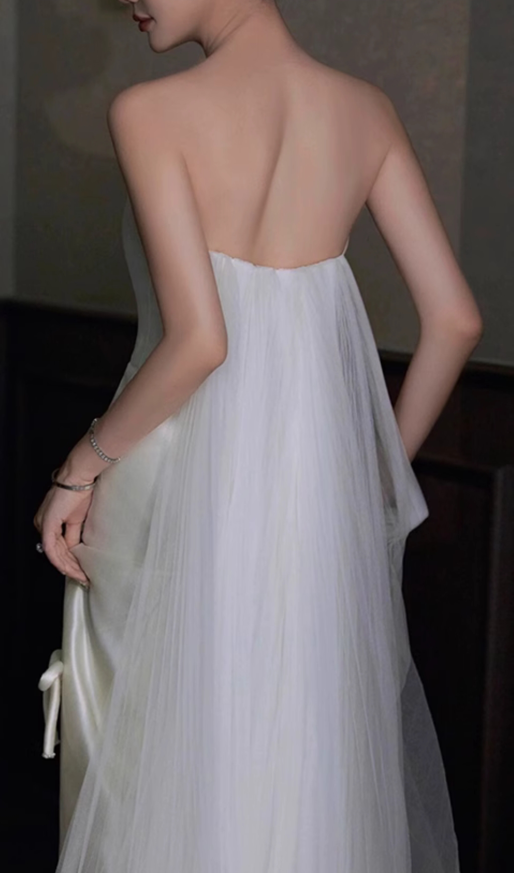 Fashionslee Women Chynna White Strapless Bow Wedding Dress
