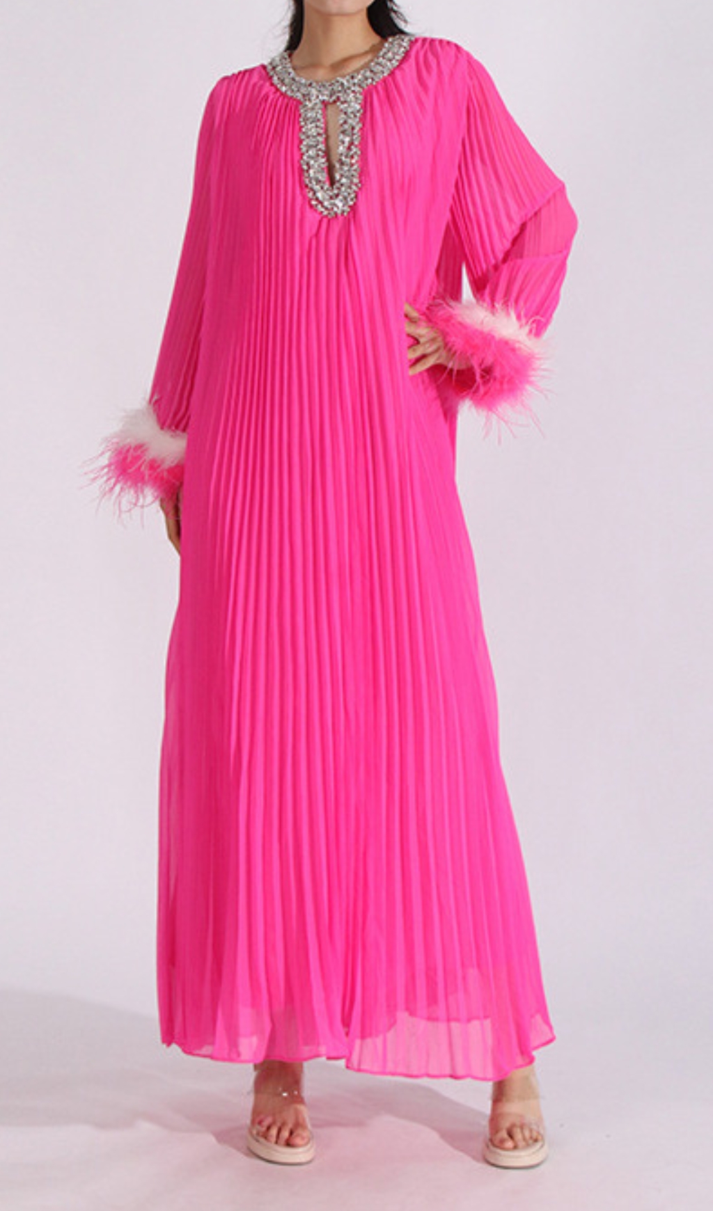 01a26bd3e6f59fc3736ff4a96a57d09b.jpg Fashionslee Women Cierra Diamond Feather Long Sleeve Maxi Dress