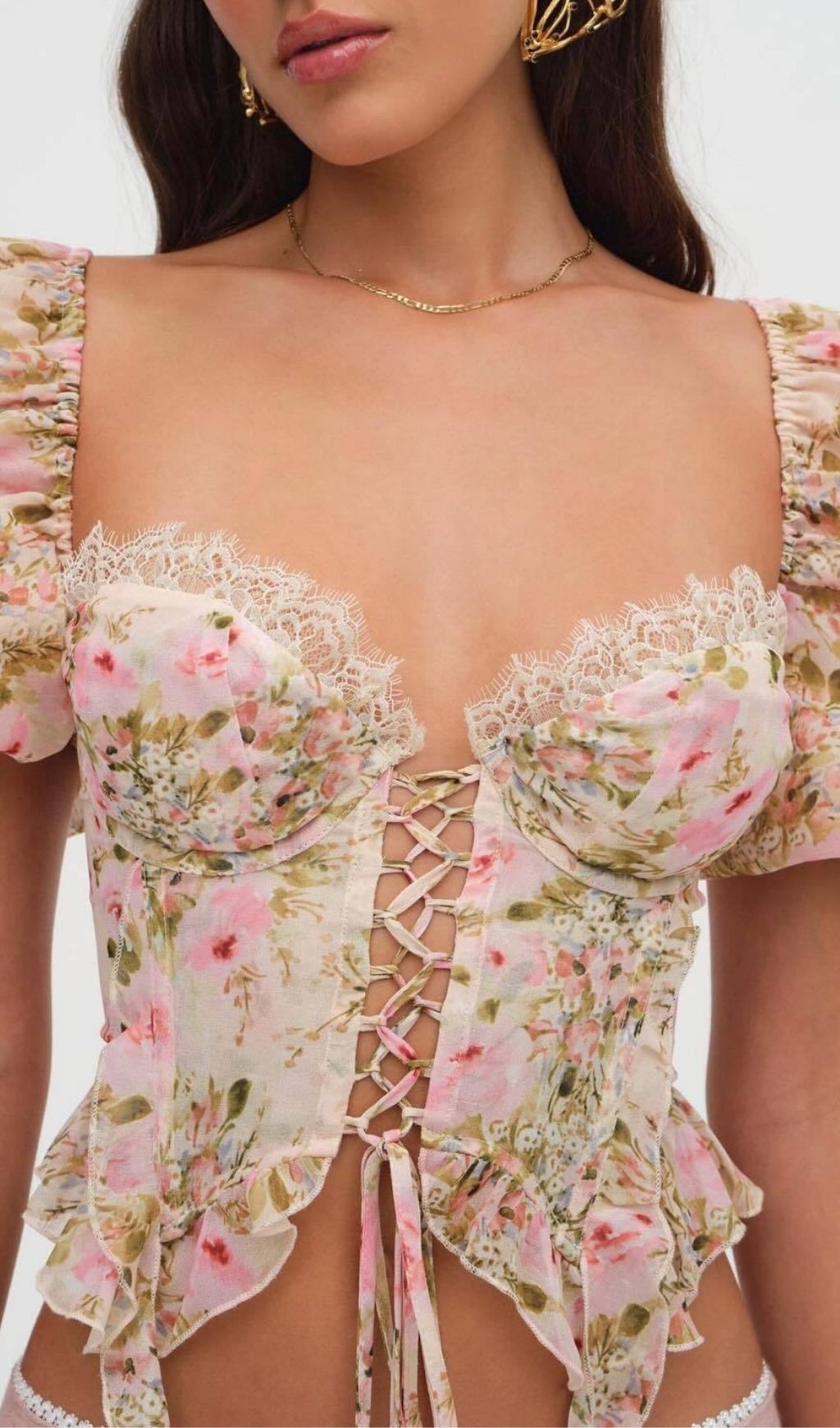 01da6bcc2a4a76eea8ea785712f4d39c.jpg Fashionslee Women Karma Floral Top
