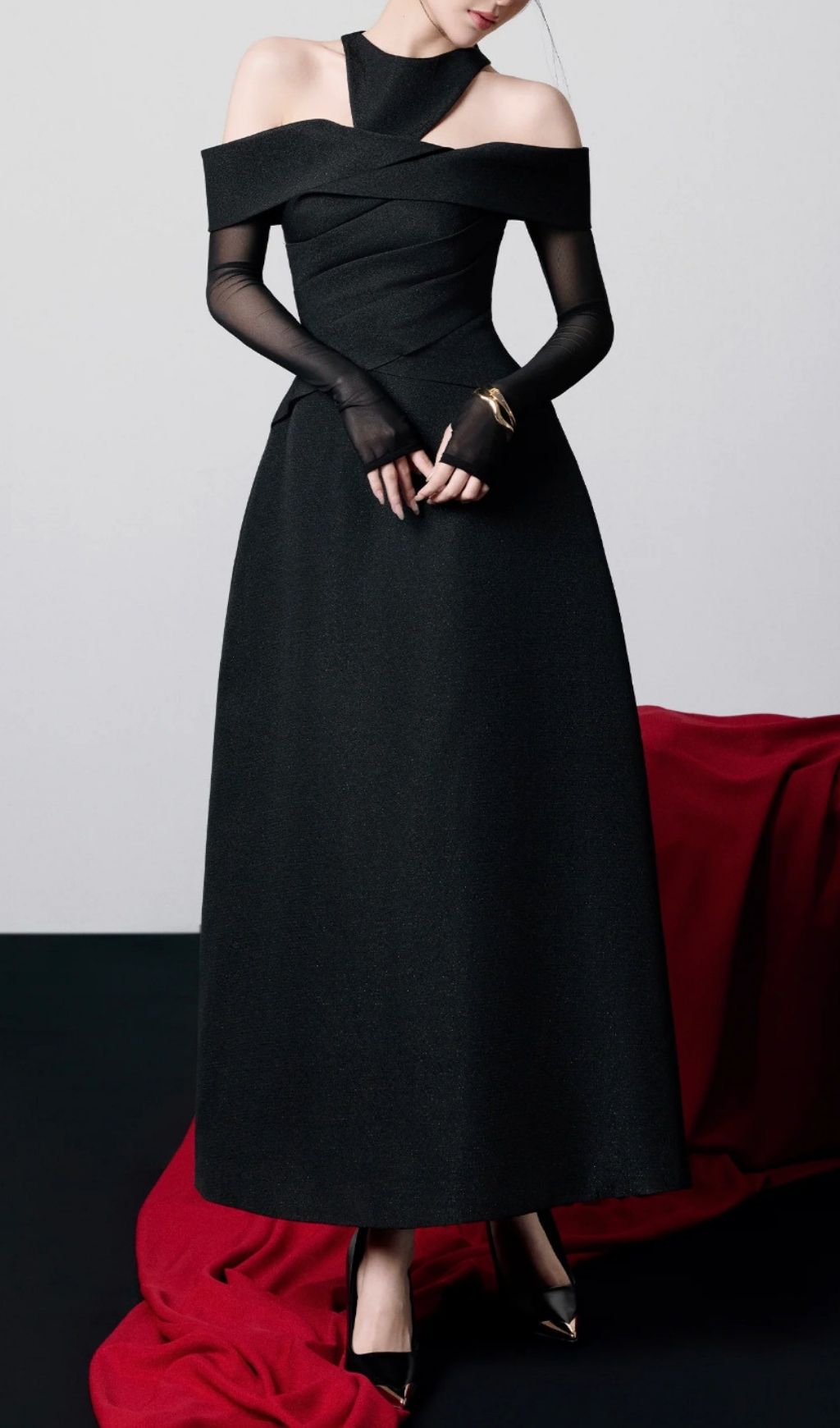 Fashionslee Women Kesha Black Off-Shoulder Maxi Dress