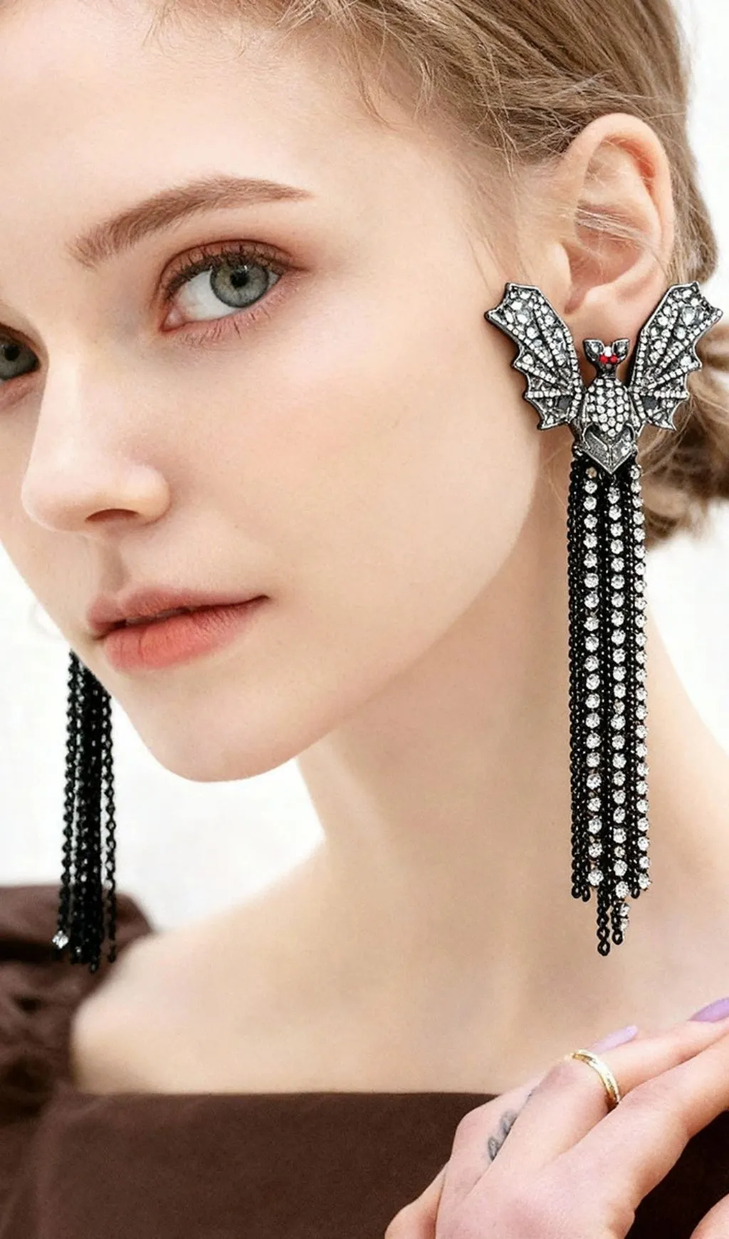 TRENDING BAT TASSEL EARRINGS – MUST-HAVE - OWNCI TRENDING BAT TASSEL EARRINGS – MUST-HAVE - OWNCI