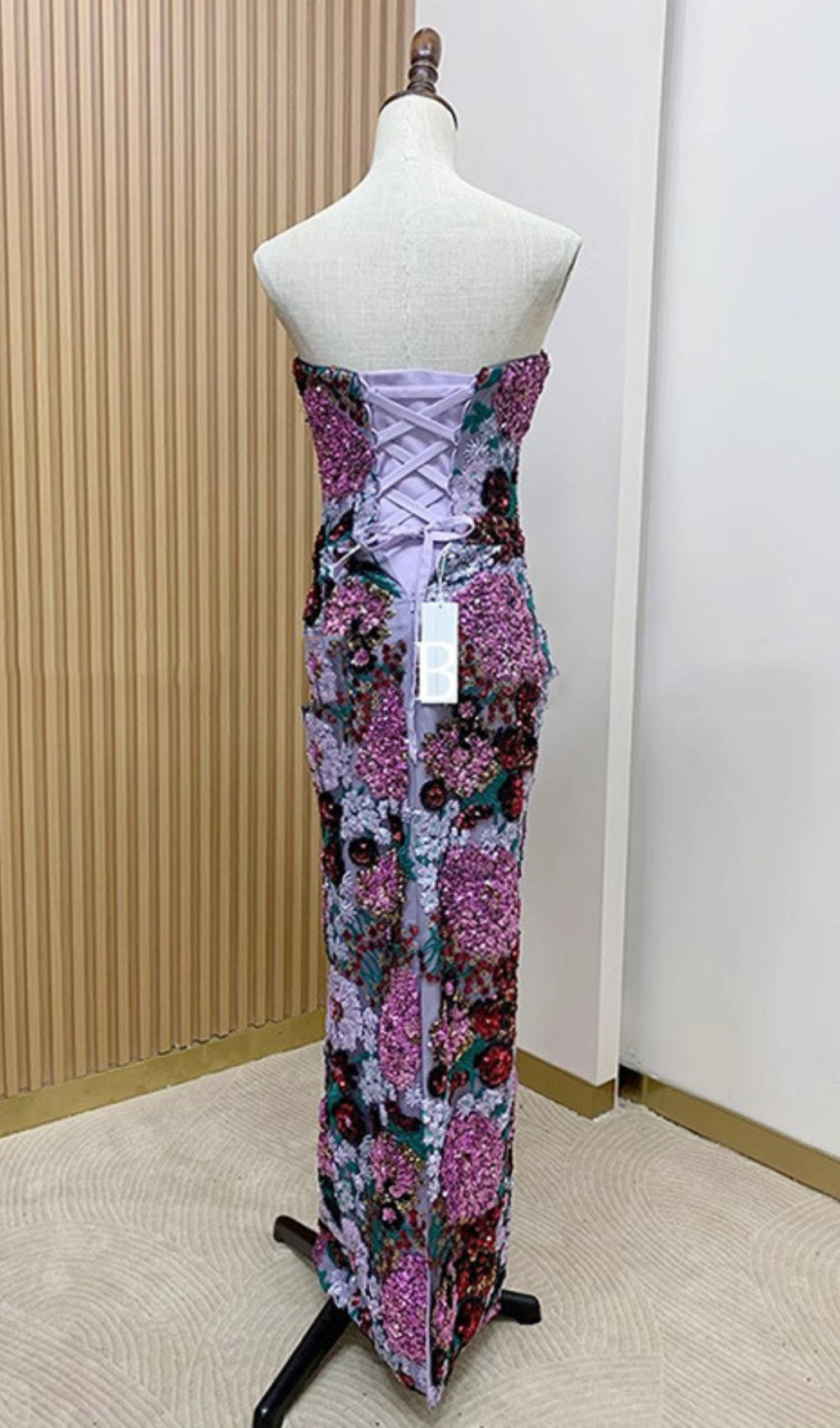 0470ff5b0fdac879245a01642f241c6a.jpeg Fashionslee Women Anke Floral Sequin Maxi Dress