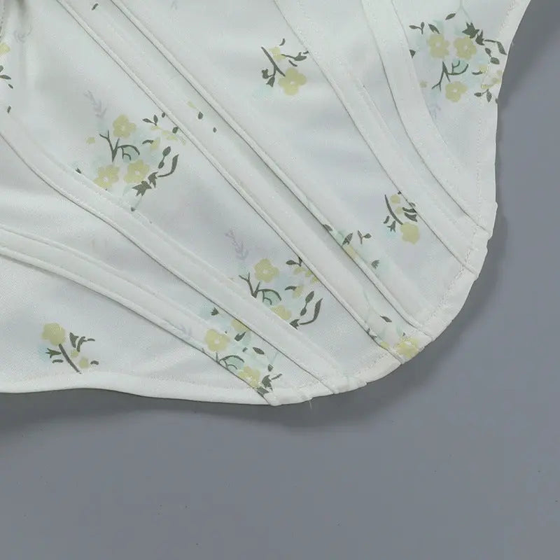 05496edcdd00f1dfccb1c552b8cf63d8.jpeg Fashionslee Women Pile Of Broken Flowers Pile Neck Camisole