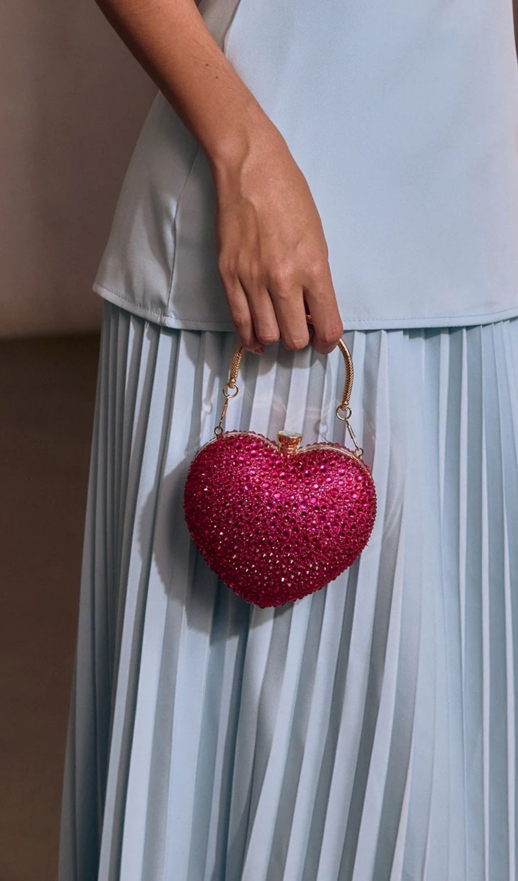 06cde606882fe8f699198693fb1c28a8.jpg Fashionslee Women Qorynex Rhinestone Heart Bag