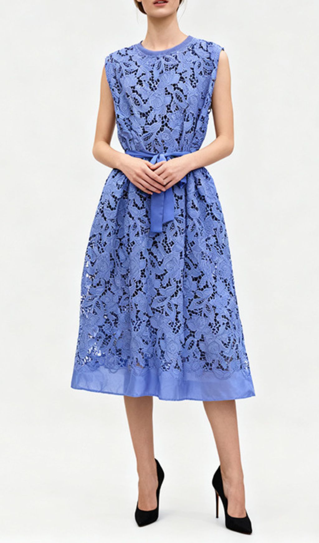 Fashionslee Women Illyria Blue Sleeveless Flower Midi Dress