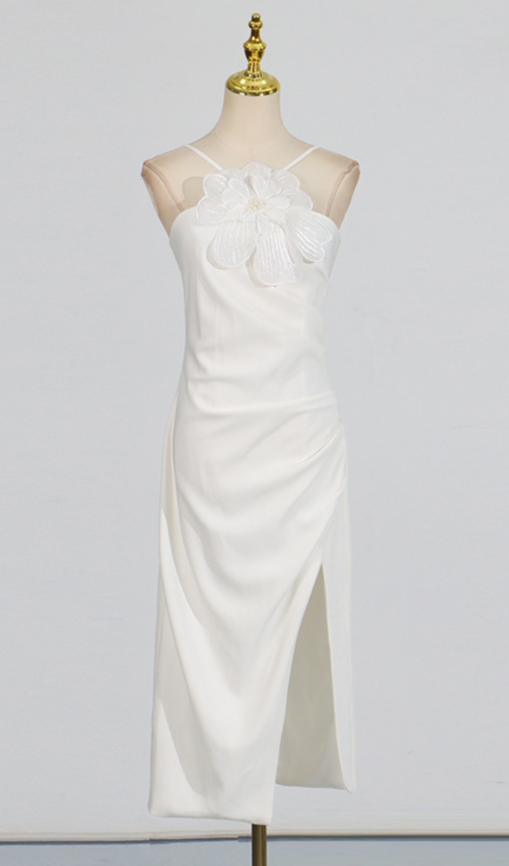 07934ac400278ffdf8c6d3c1f366cbef.jpg Fashionslee Women Darva Flower Halter Midi Dress