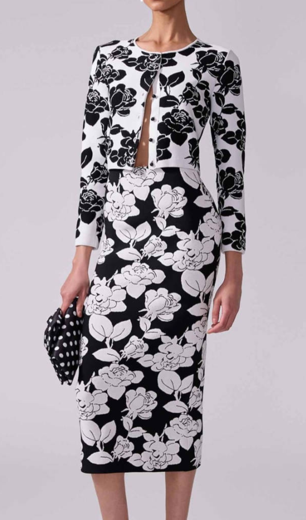 07a5e1c558dfa7b72528d59014ee7de5.jpg Fashionslee Women Emlyn Flower Bandage Two-Piece Set