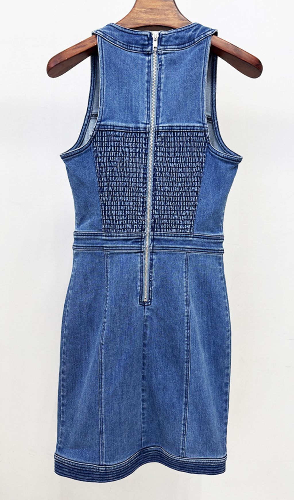 07e65ac2964f0e62fb362385fe5a253f.jpg Fashionslee Women Jonet Blue Denim Sleeveless Mini Dress