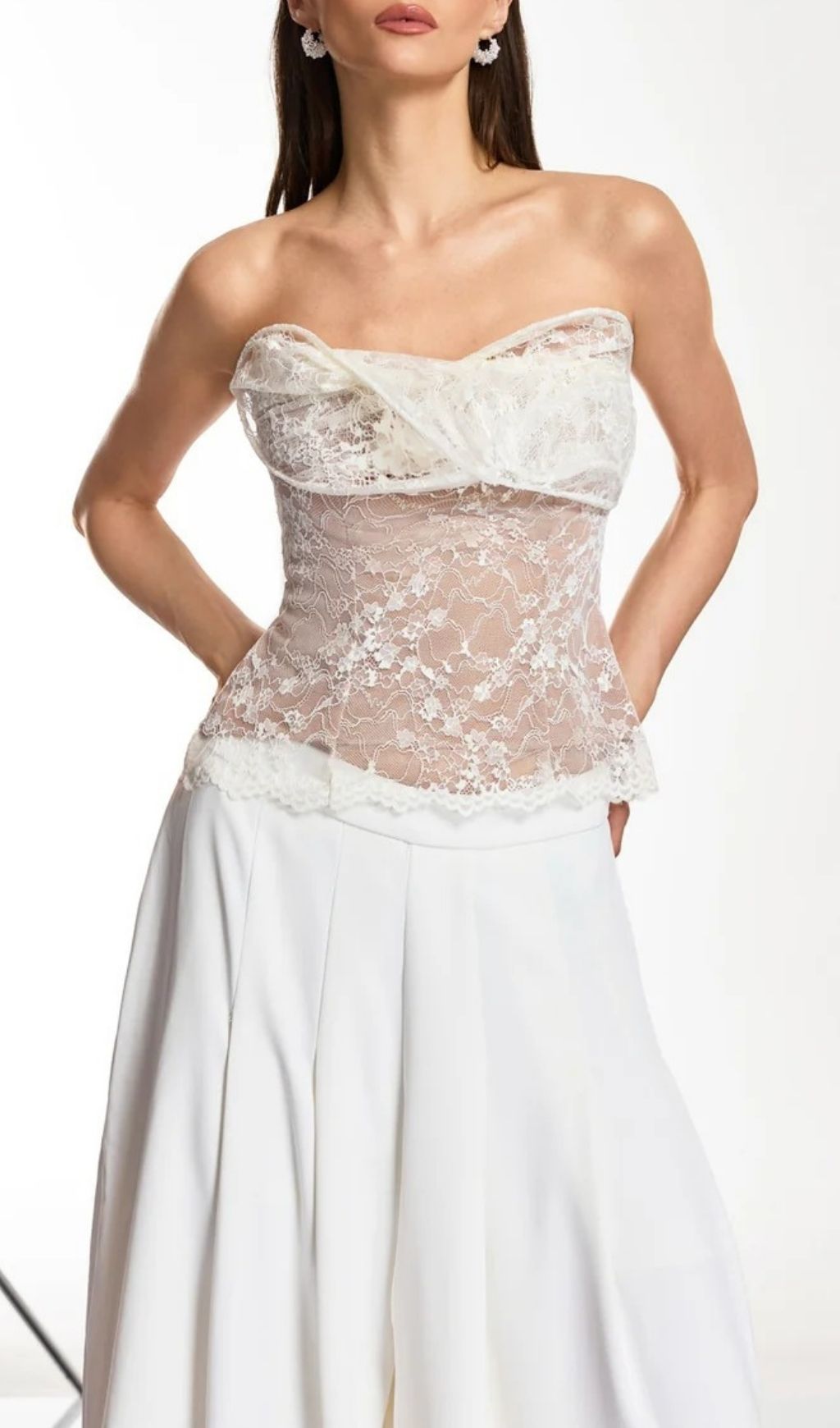 Fashionslee Women Dangola Strapless Lace Top In White