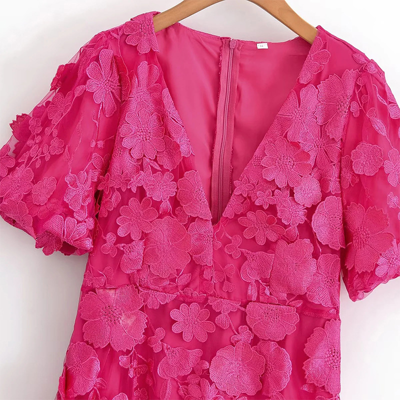 Fashionslee Women Ilka Pink Flower Embroidery Midi Dress