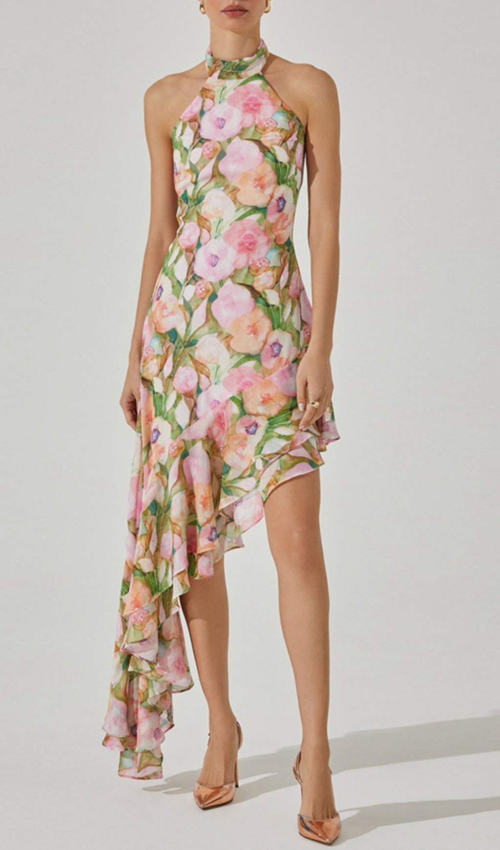 0a5d63b3fa9d9f5fc8f8b6d917c9f116.jpg Fashionslee Women Brinsley Halter Floral Ruffle Maxi Dress
