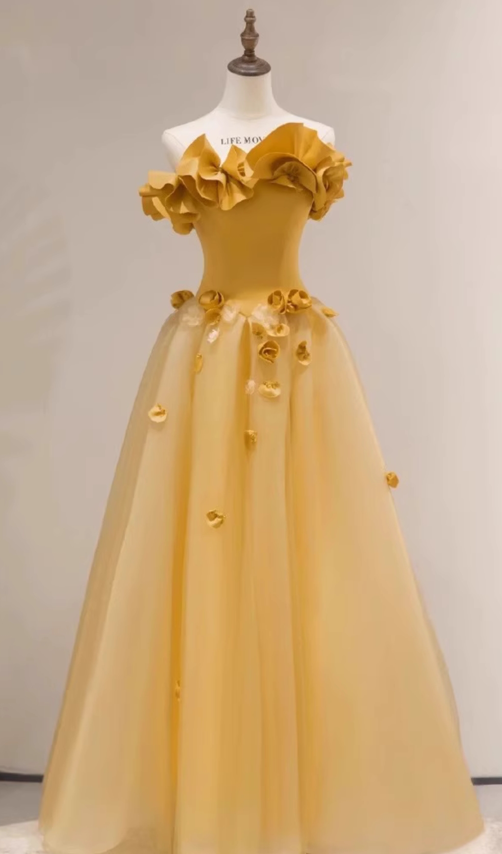 0b5c4c7517db8b2ff46c97b214c0be3b.jpg Fashionslee Women Dalia Yellow Flower Embellished Maxi Dress