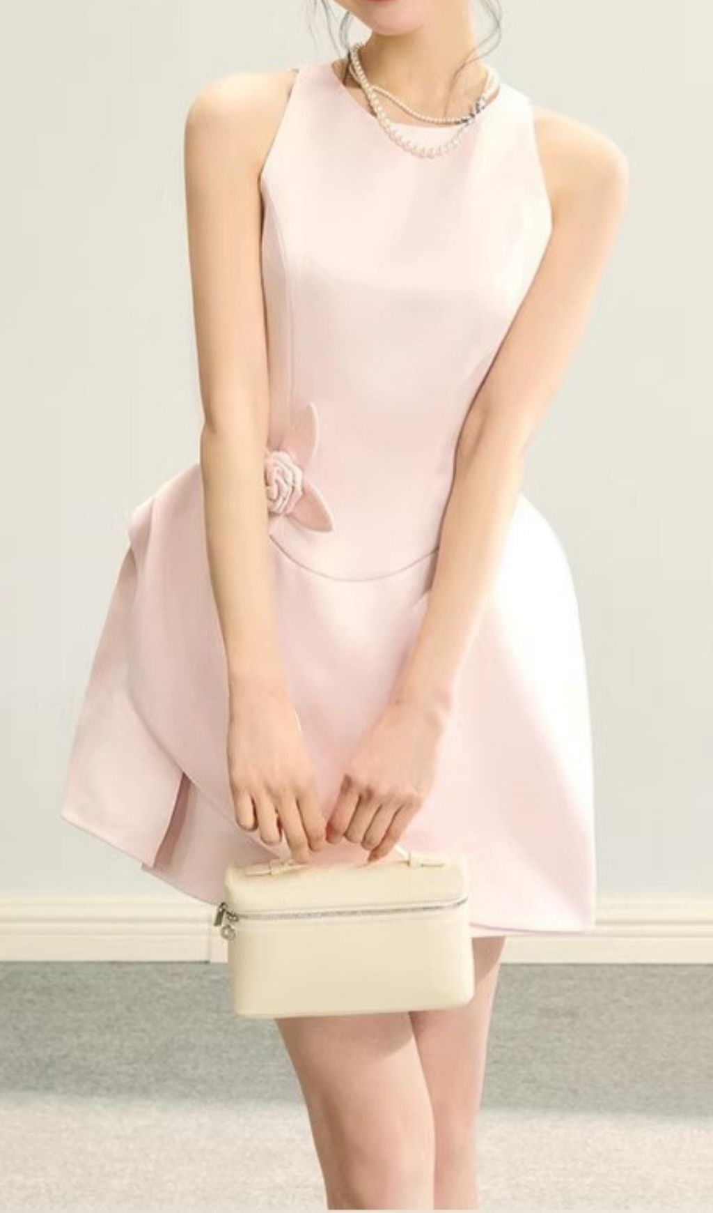 0bba53b3de26b746040d2711b900cc0c.jpg Fashionslee Women Kini Pink Strapless Flower Embellished Mini Dress