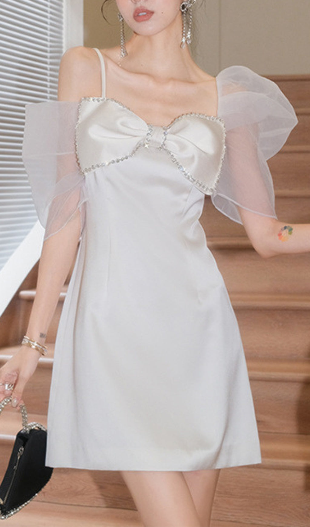 Fashionslee Women White Puff Sleeve Bow Dress