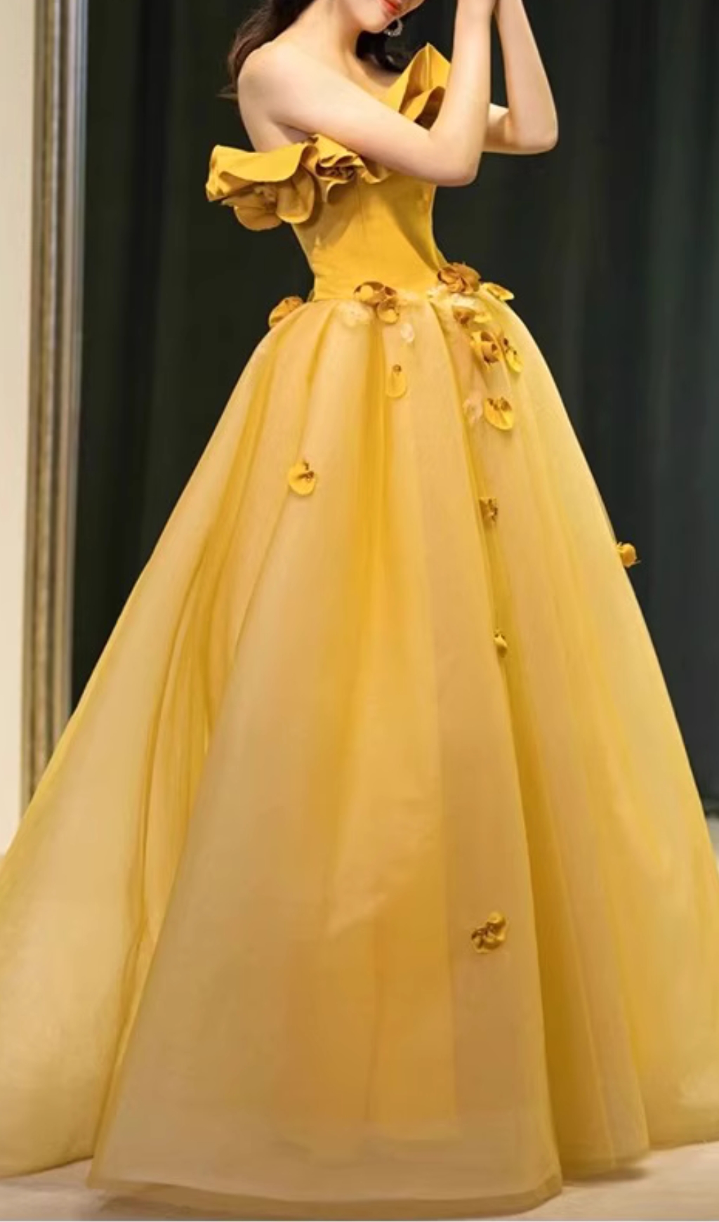 0c537036ee85d041d51e593556e1f951.jpg Fashionslee Women Dalia Yellow Flower Embellished Maxi Dress