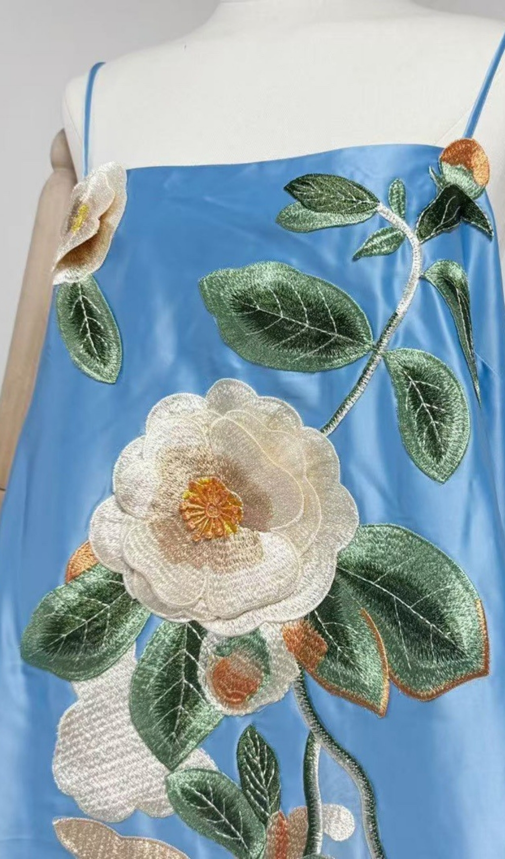 0c69a3aea54af112a4405628d2006a62.jpg Fashionslee Women Fina Blue Flower Embroidery Mini Dress