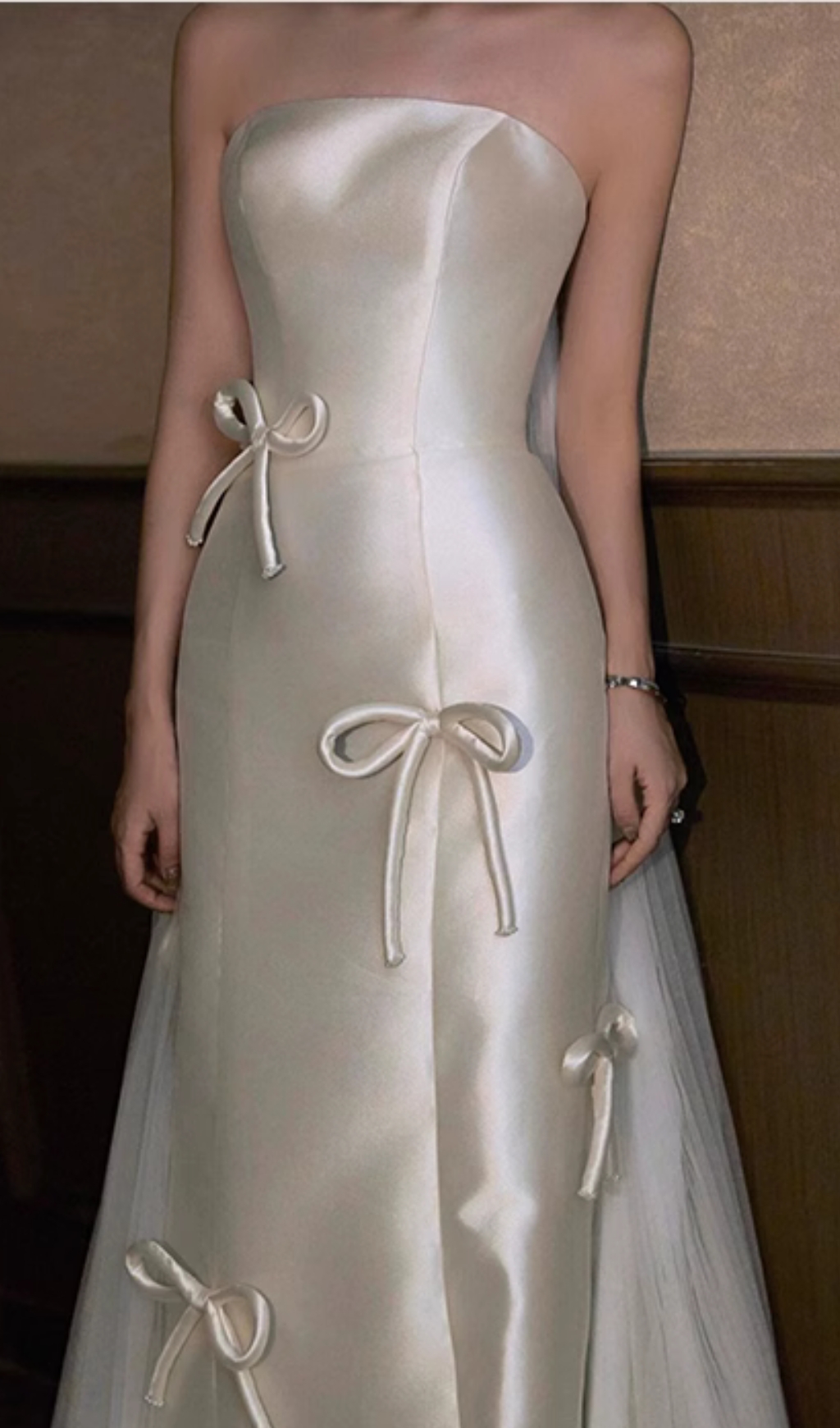 0ce8a773a1928489a81e83ee56c1d5f4.jpg Fashionslee Women Chynna White Strapless Bow Wedding Dress