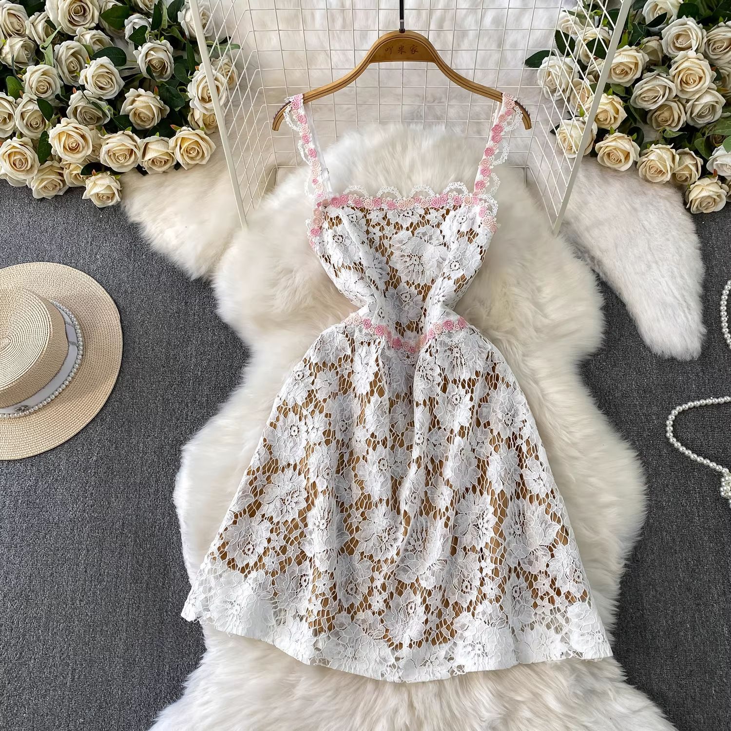 0cf6c7c4cd86bb614854f6828fe5bb50.jpg Fashionslee Women Tavon Flower Embroidered Mini Dress In White