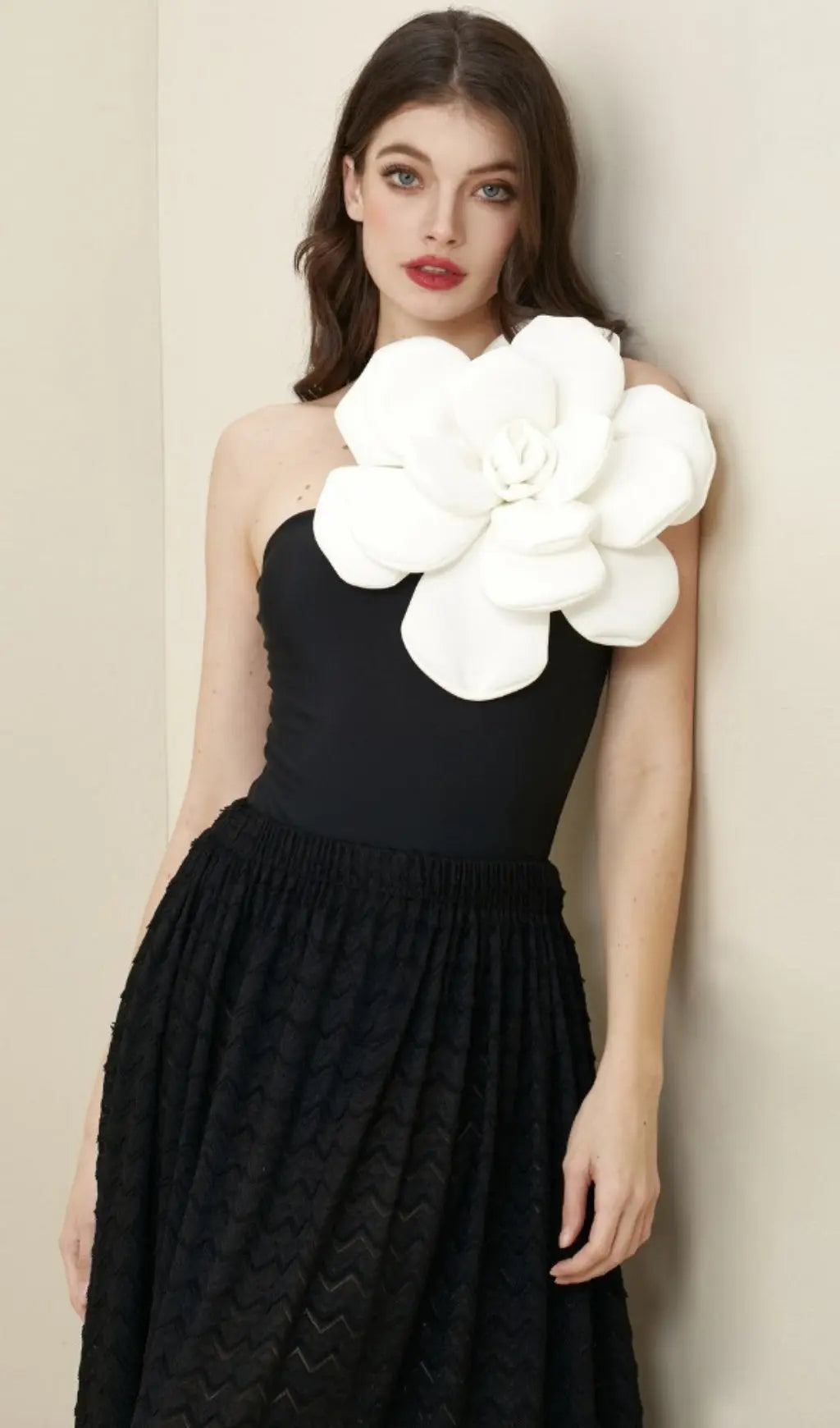 Fashionslee Women Anne Black Exaggerated 3D Flower Top