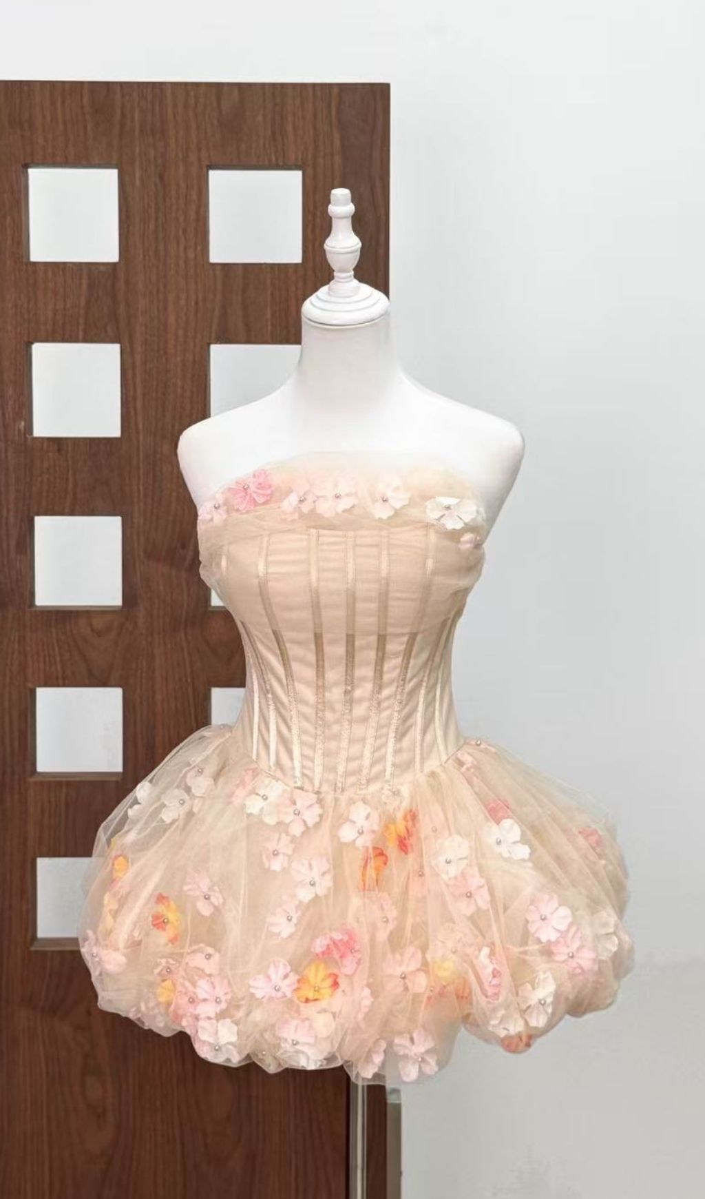 0f7b86b2988de13ae075aac4b90b51f3.jpg Fashionslee Women Jess Strapless Corset Flower Mini Dress