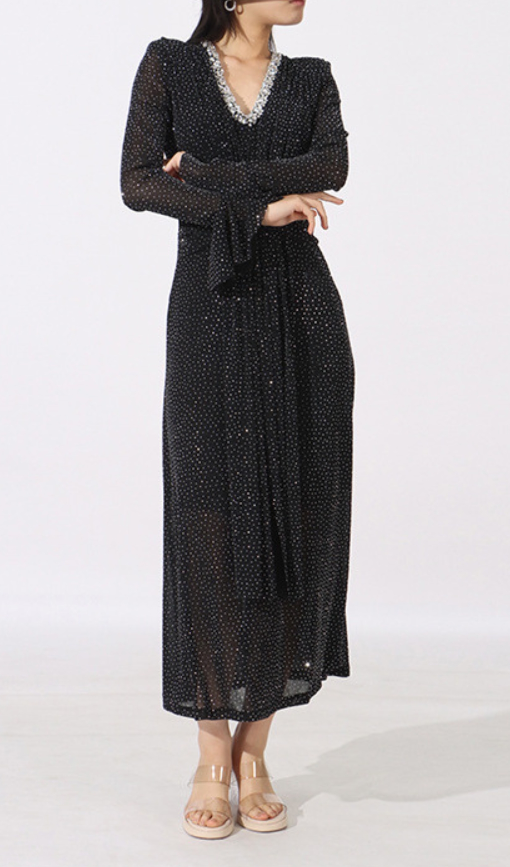 0fcd75c0e016a34ba432f5f361b1513f.jpg Fashionslee Women Encarna Black Diamond Long Sleeve Midi Dress