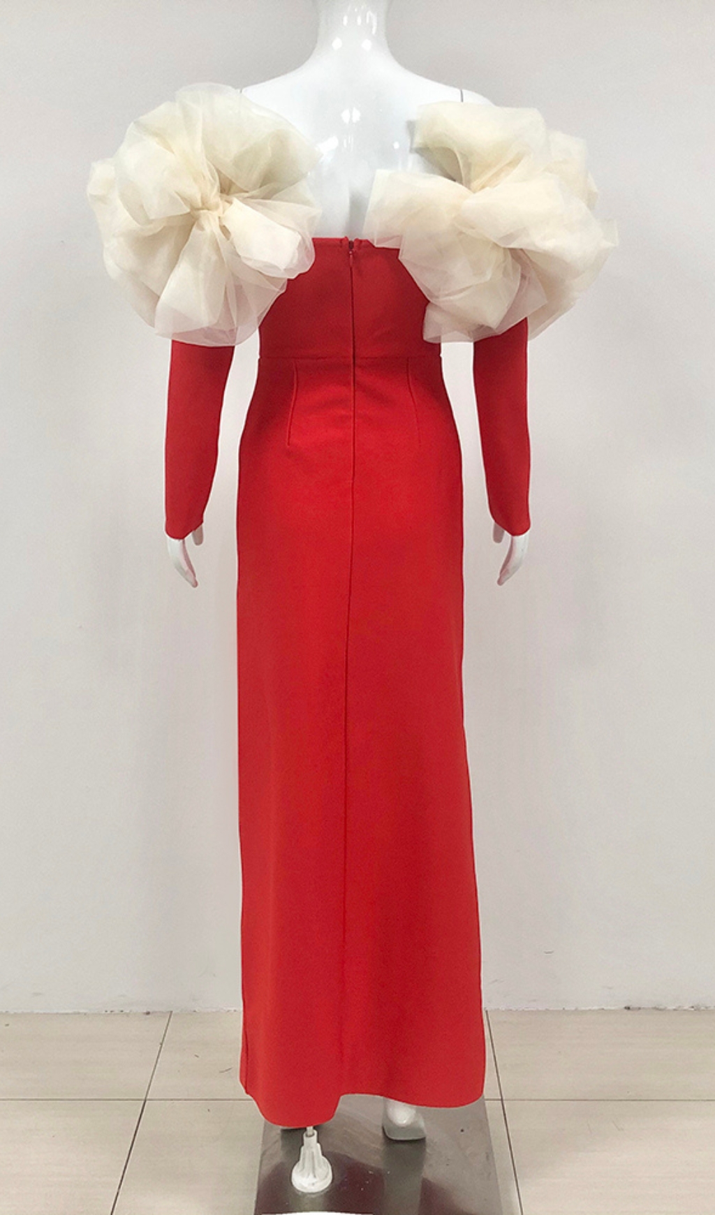 10d8f8dd3131e31100dcb948c59f5299.jpg Fashionslee Women Cezary Red Off-Shoulder Maxi Bandage Dress