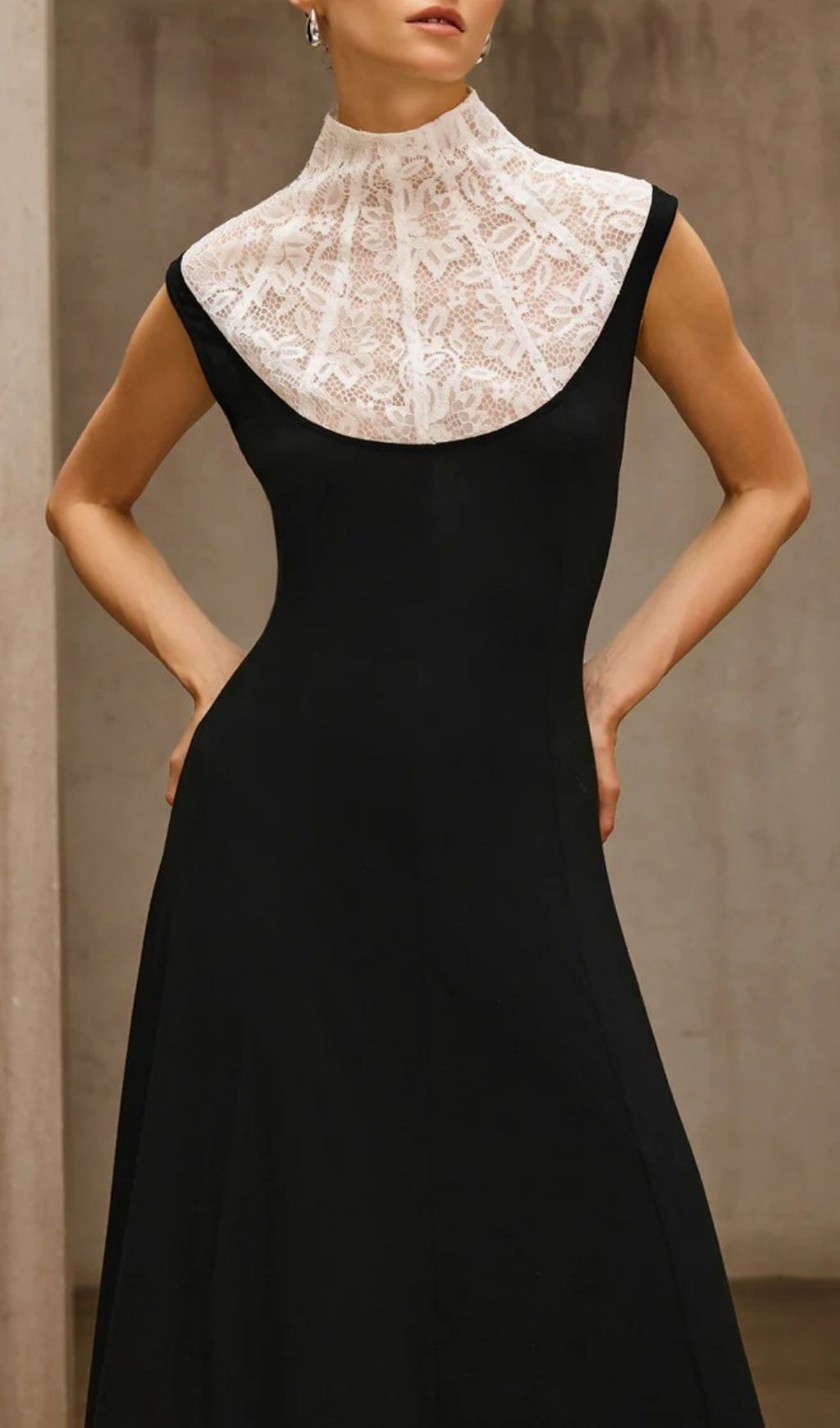 118c8133632439a8e66ab1f8dc561a8b.jpg Fashionslee Women Sevionyx High Neck Lace Maxi Dress