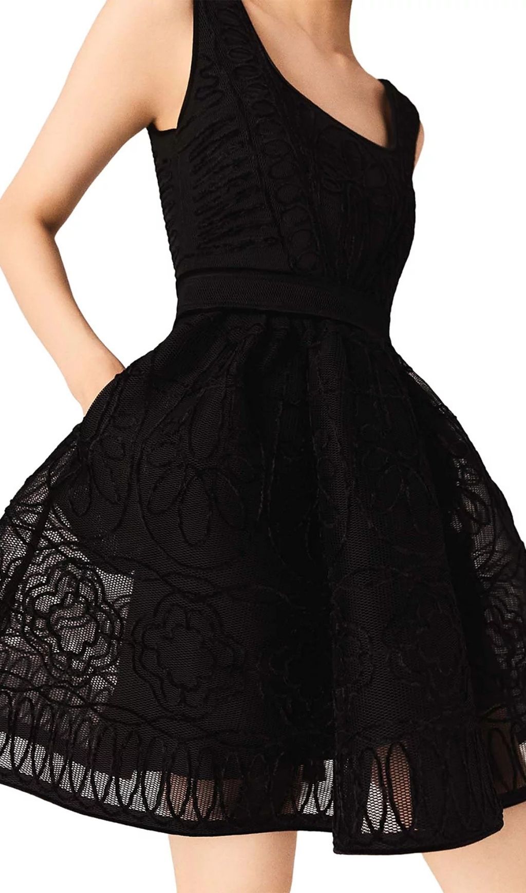 TRENDING EMBROIDERED LACE MINI DRESS - OWNCI