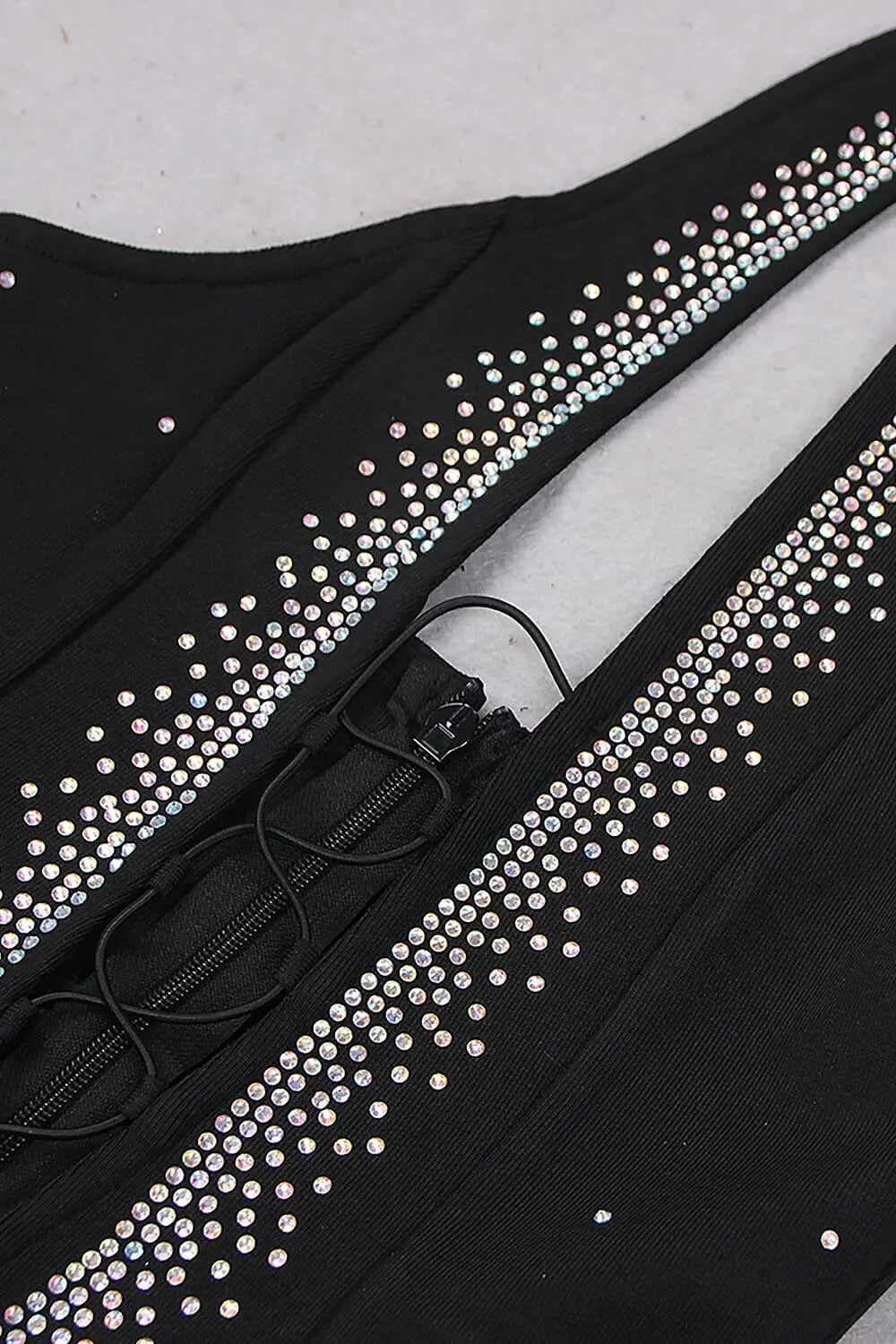 146227e3f8c92e8c9cb8d13738a60c6e.jpeg Fashionslee Women Halter Neck Crystal Backless Jumpsuits