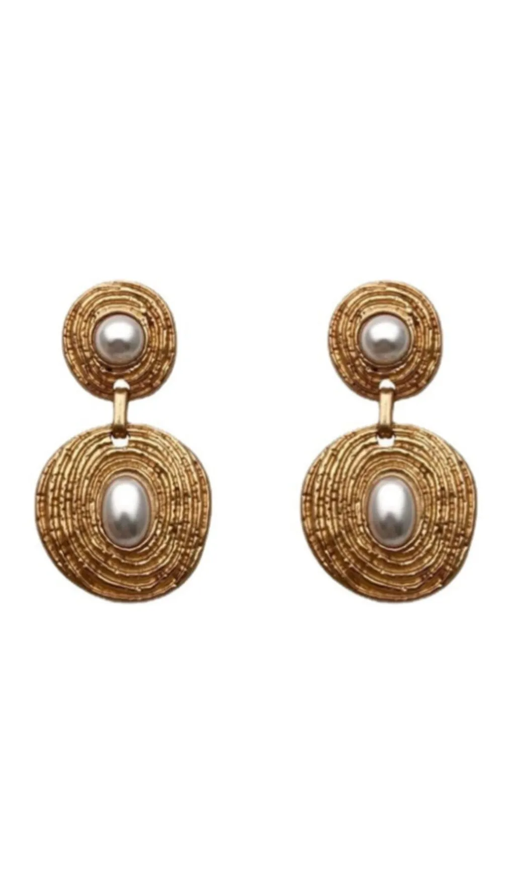 VIRAL SPIRAL PEARL HOOP EARRINGS