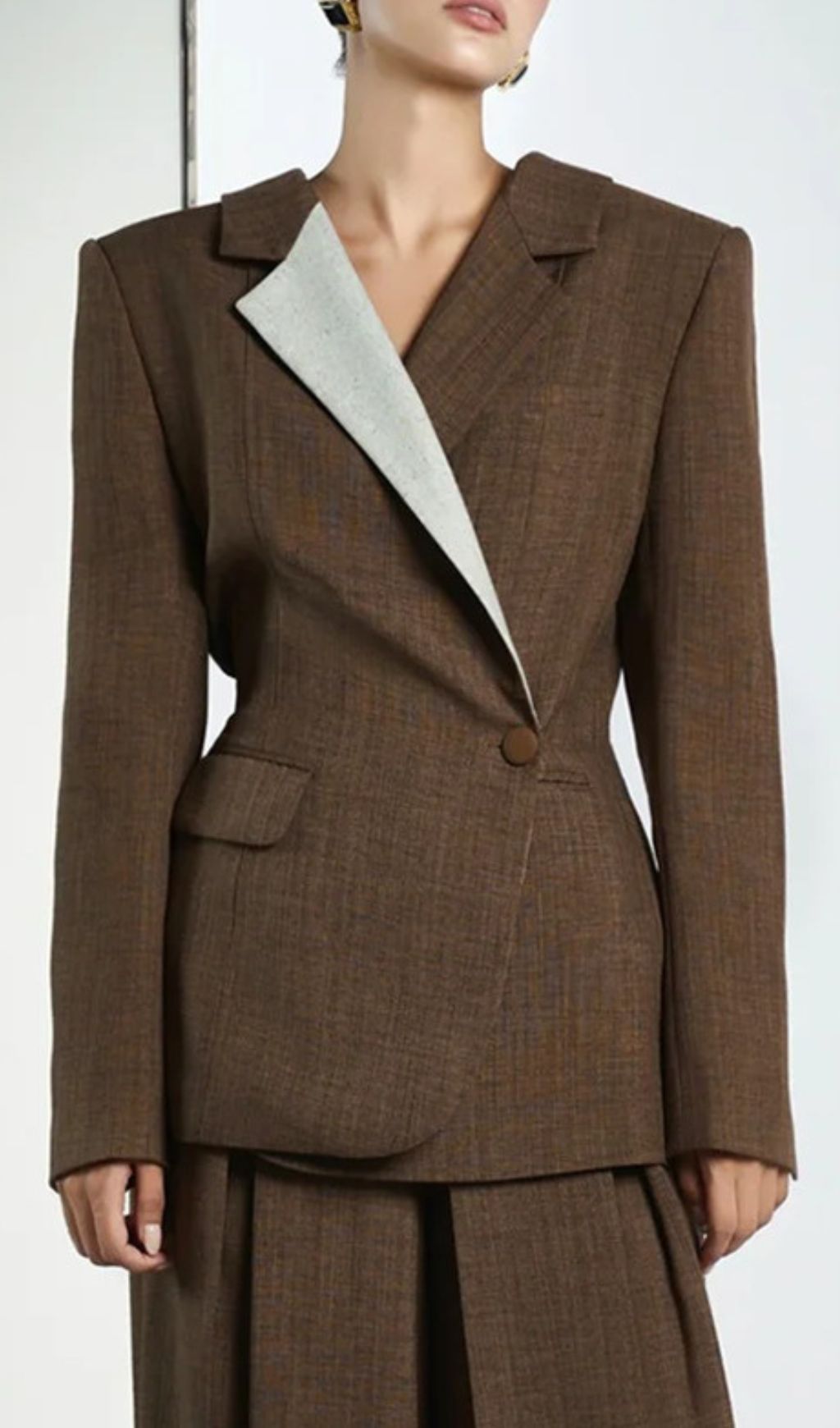 Fashionslee Women Giustina Contrast Stitching Blazer