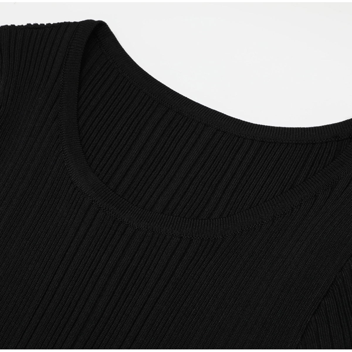 17909def76103fe0569dafde64541717.webp Fashionslee Women Kinzy Black Short Sleeve Lace Midi Dress