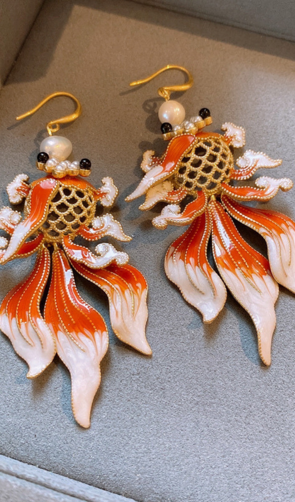 1813fa90957d966235ccac173bdc106c.jpg Fashionslee Women Denis Koi Earrings