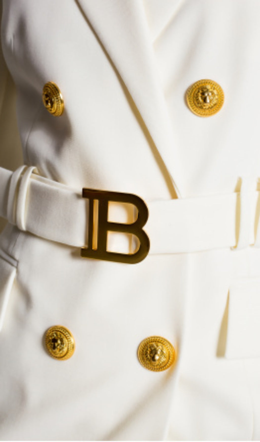 185242d8ce085f1895c84dd2a2472884.jpeg Fashionslee Women Aasia White Belt Metal Button Mini Dress