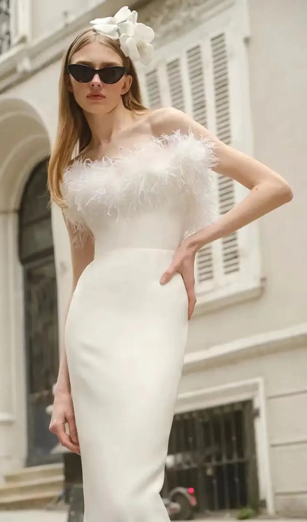Fashionslee Women Feather Bodycon Maxi Dress In White