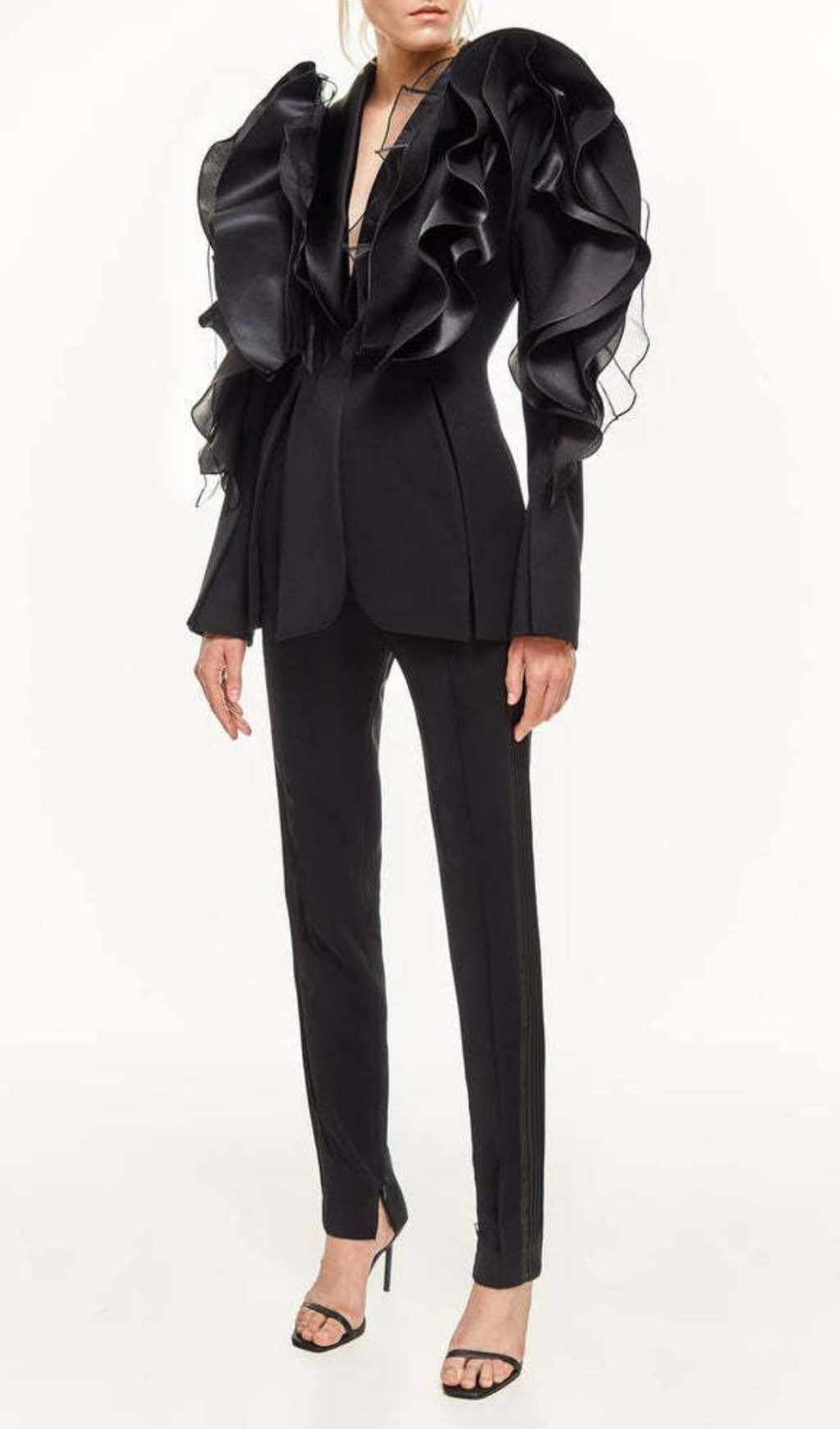 VINTAGE BLACK RUFFLE BLAZER MUST-HAVE - OWNCI VINTAGE BLACK RUFFLE BLAZER MUST-HAVE - OWNCI