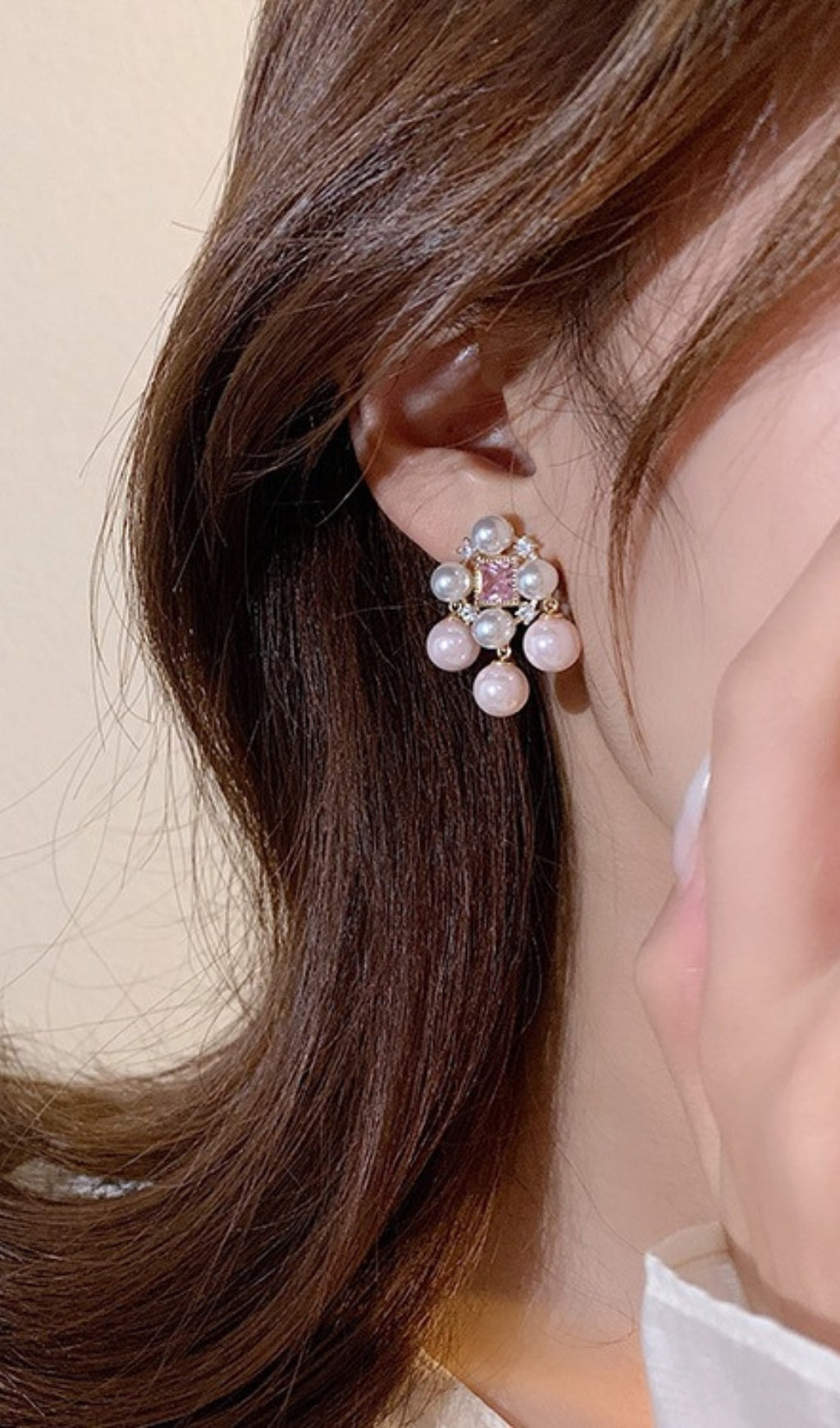 Fashionslee Women Pink Pearl Earring