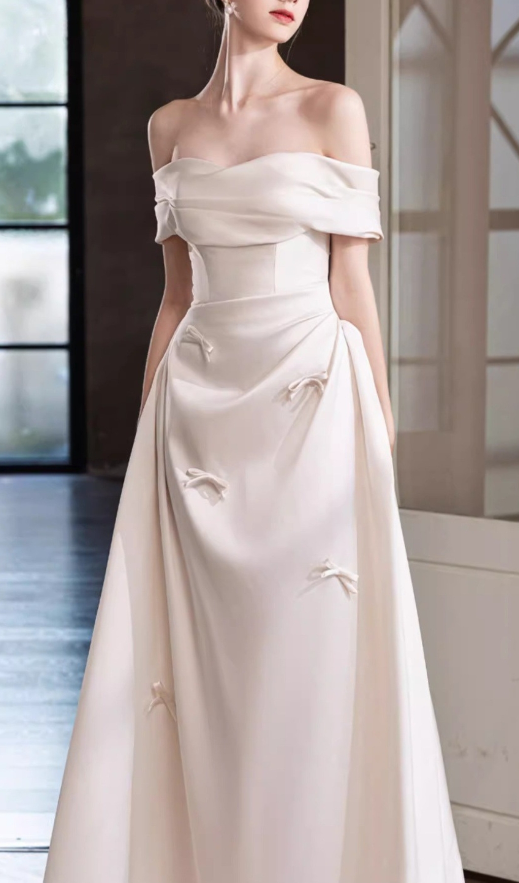 1a2f8be35e9260f1eed04e3c86db330c.jpg Fashionslee Women Destiny Off-Shoulder Bow Wedding Dress