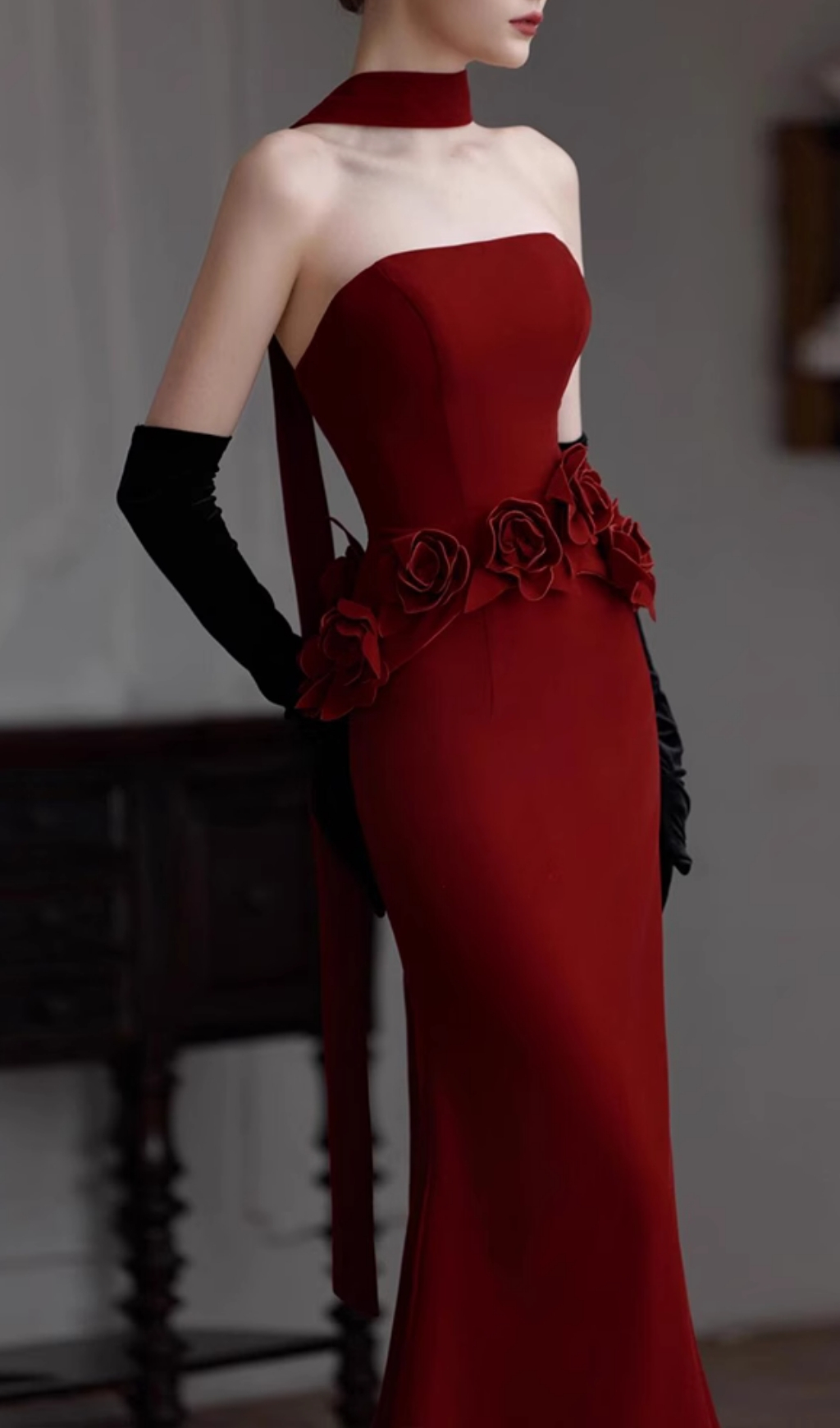 VIRAL RED STRAPLESS FLOWER MAXI DRESS - OWNCI