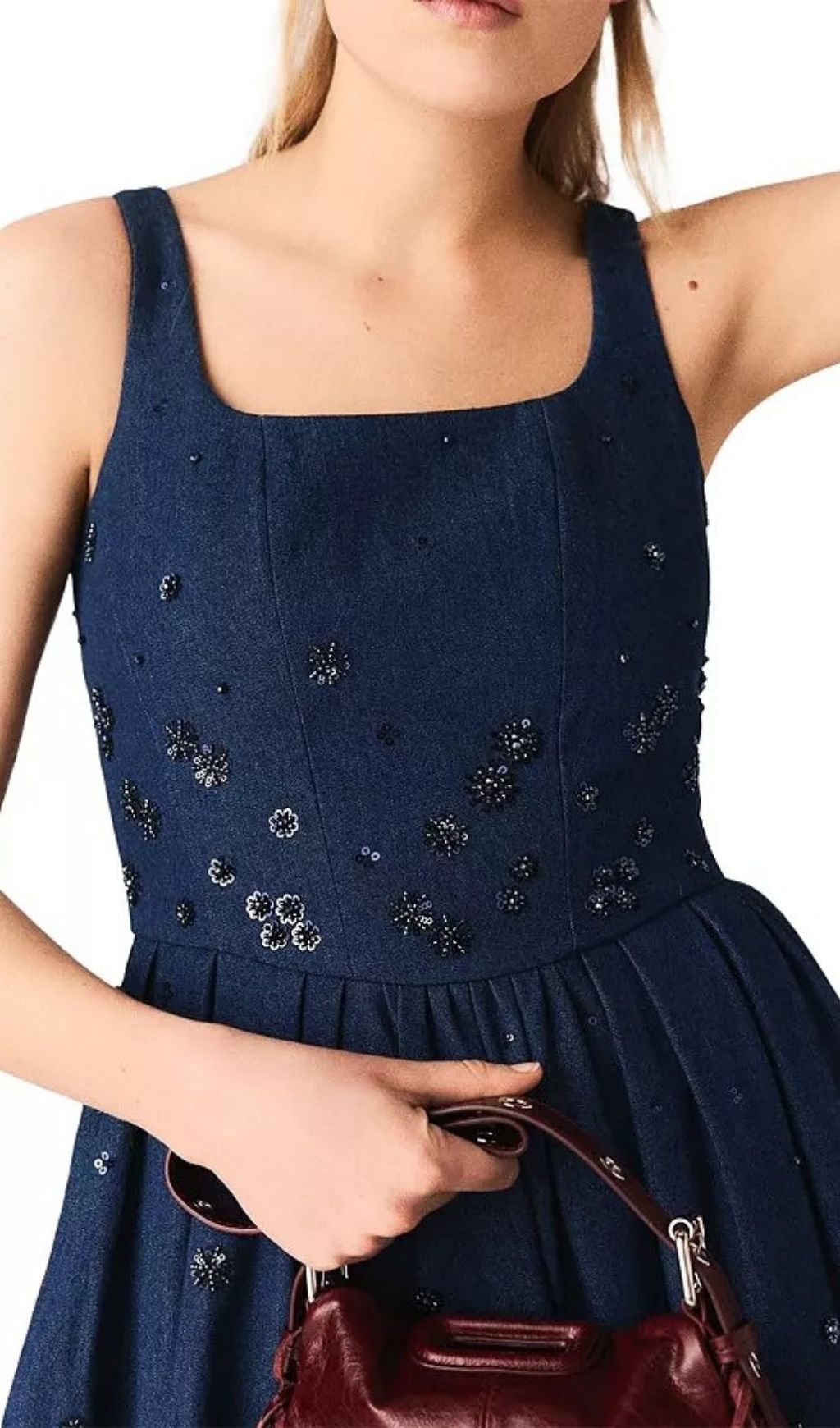 TRENDING FLARED DENIM DRESS WITH EMBROIDERY - OWNCI