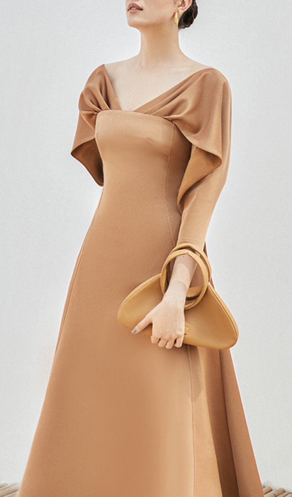 Fashionslee Women Bethan V-Neck Long Sleeve Midi Dress