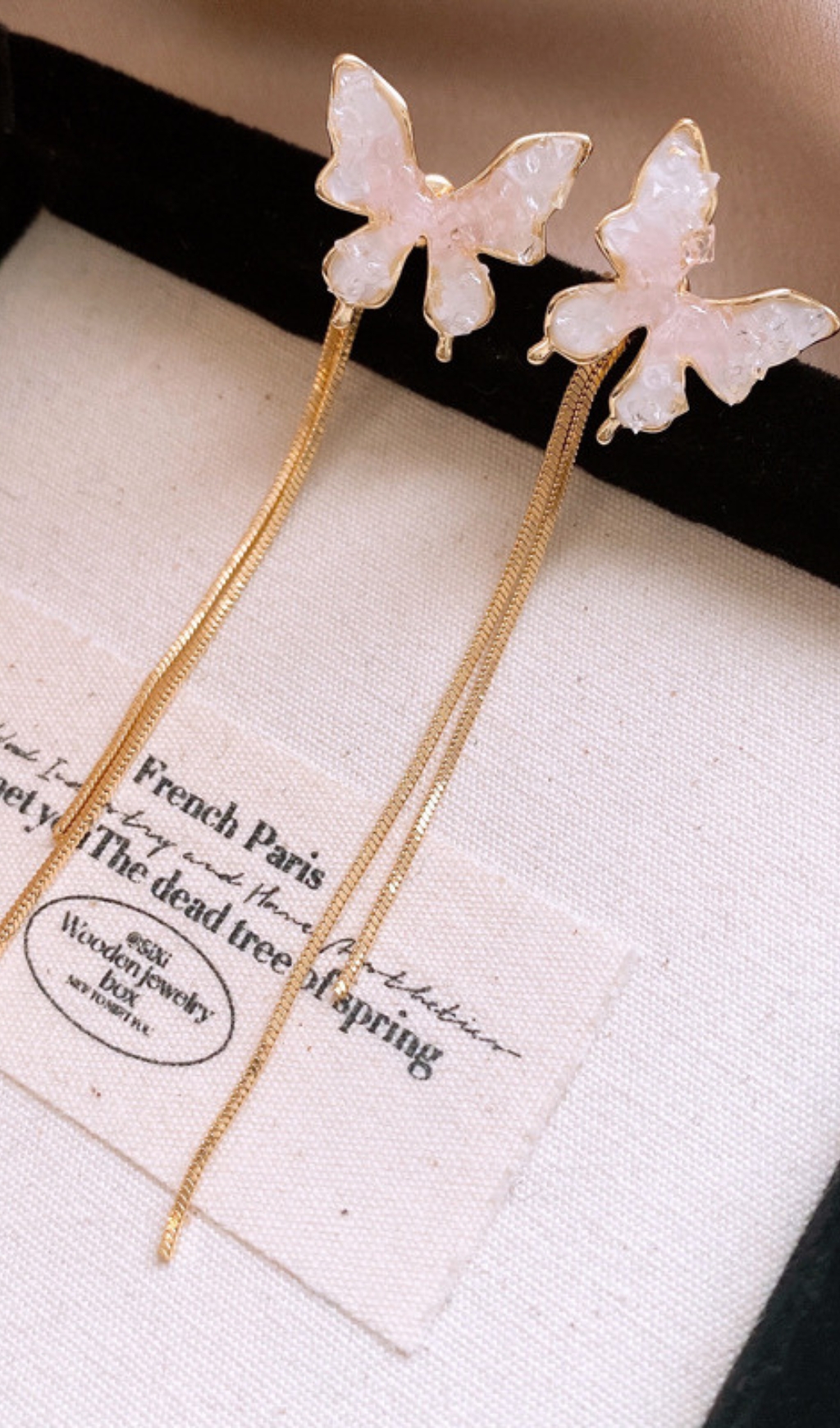Fashionslee Women Derrick Butterfly Tassel Earrings
