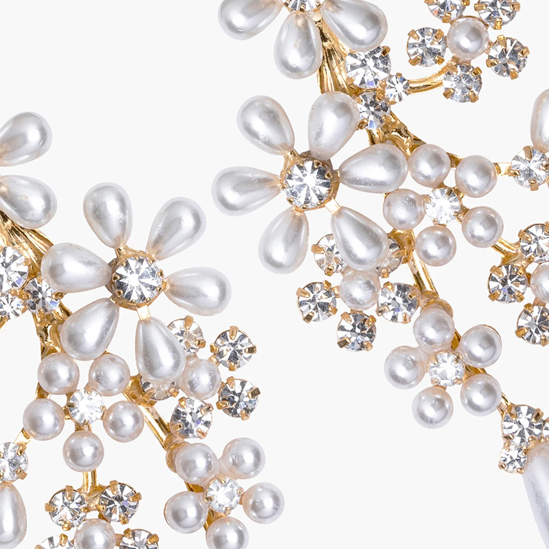 22215bceb1371ece3779fe2164f2df57.jpg Fashionslee Women Kaitlyn Pearl Flower Earrings