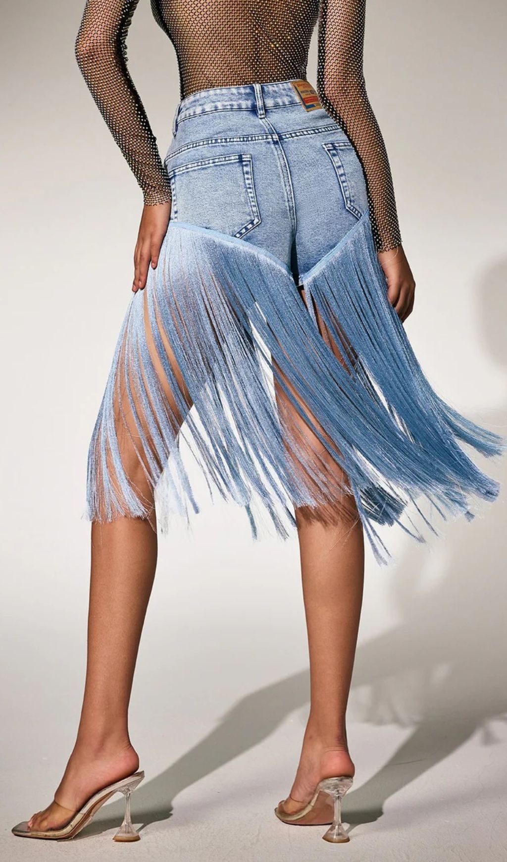 22c9b4b23db8c85386cd14de4f39caa6.jpg Fashionslee Women Parenth Fringe Shorts