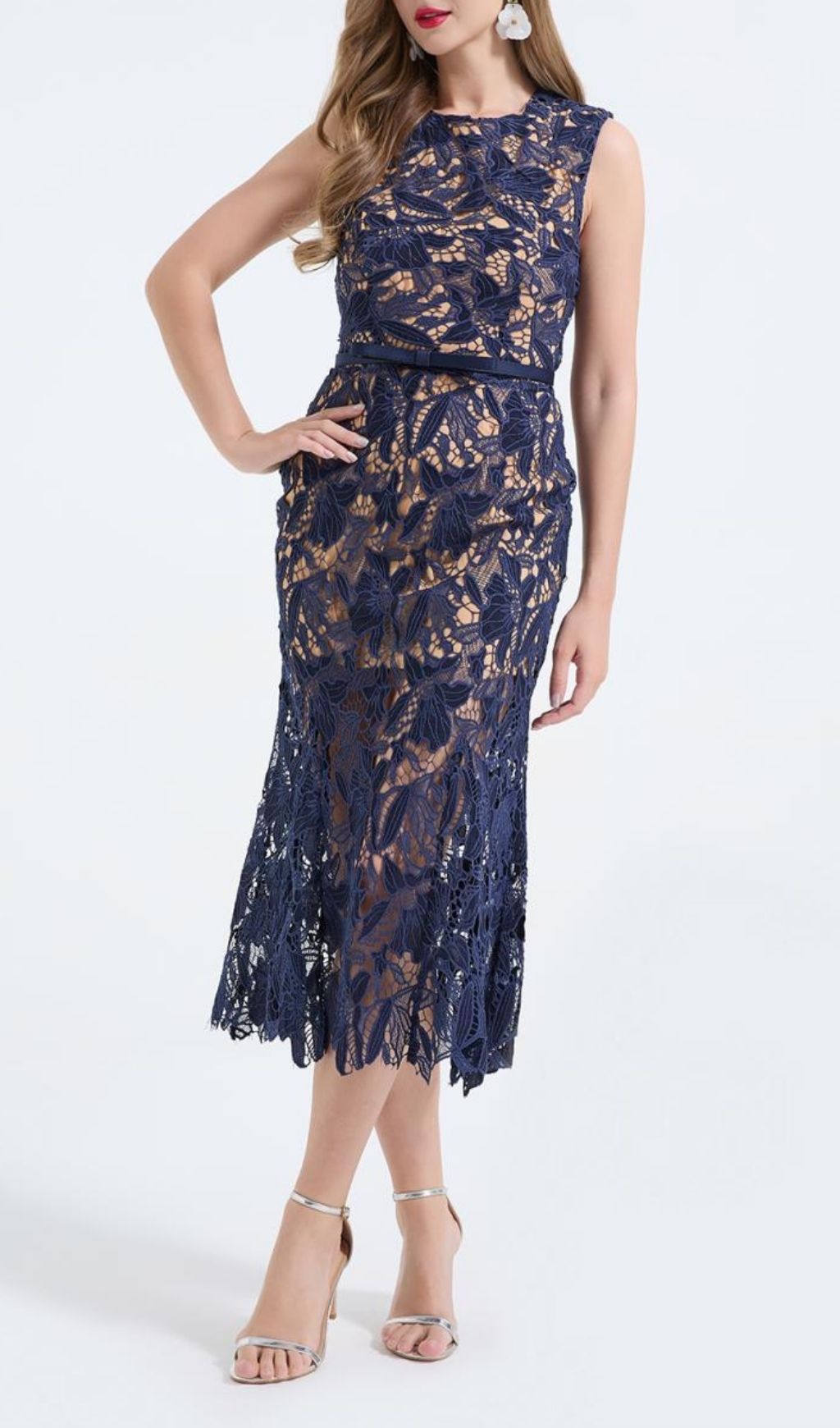 23b0ca44aecdaa95e888602fad7291ac.jpg Fashionslee Women Mirexen Floral Cutout Midi Dress