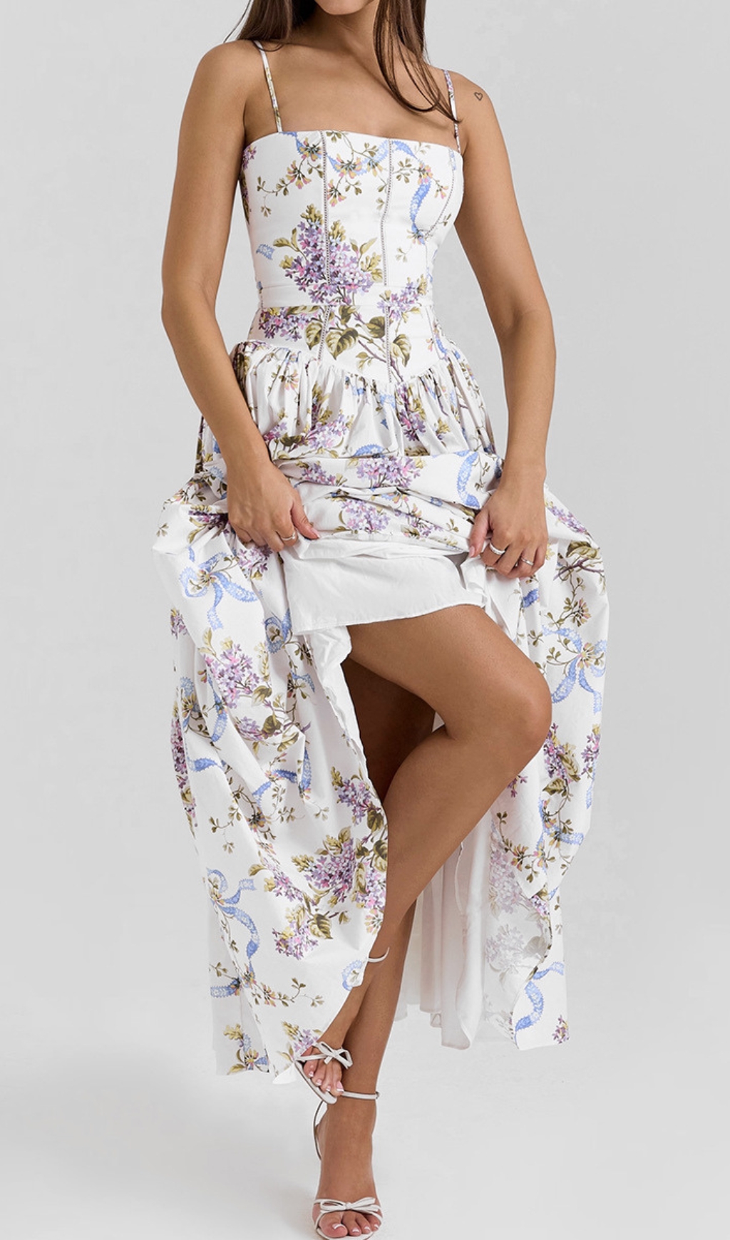 23d773b728da1230ff0f06c32d8484e6.jpg Fashionslee Women Ashira White Floral Maxi Dress
