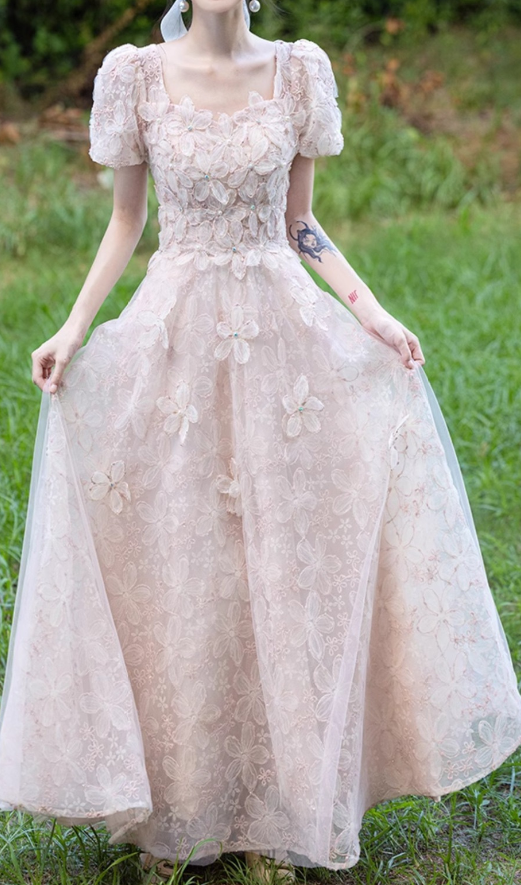 23d8fd52d5f7ab2b50806979f6d150fd.png Fashionslee Women Gable Flower Mesh Maxi Dress