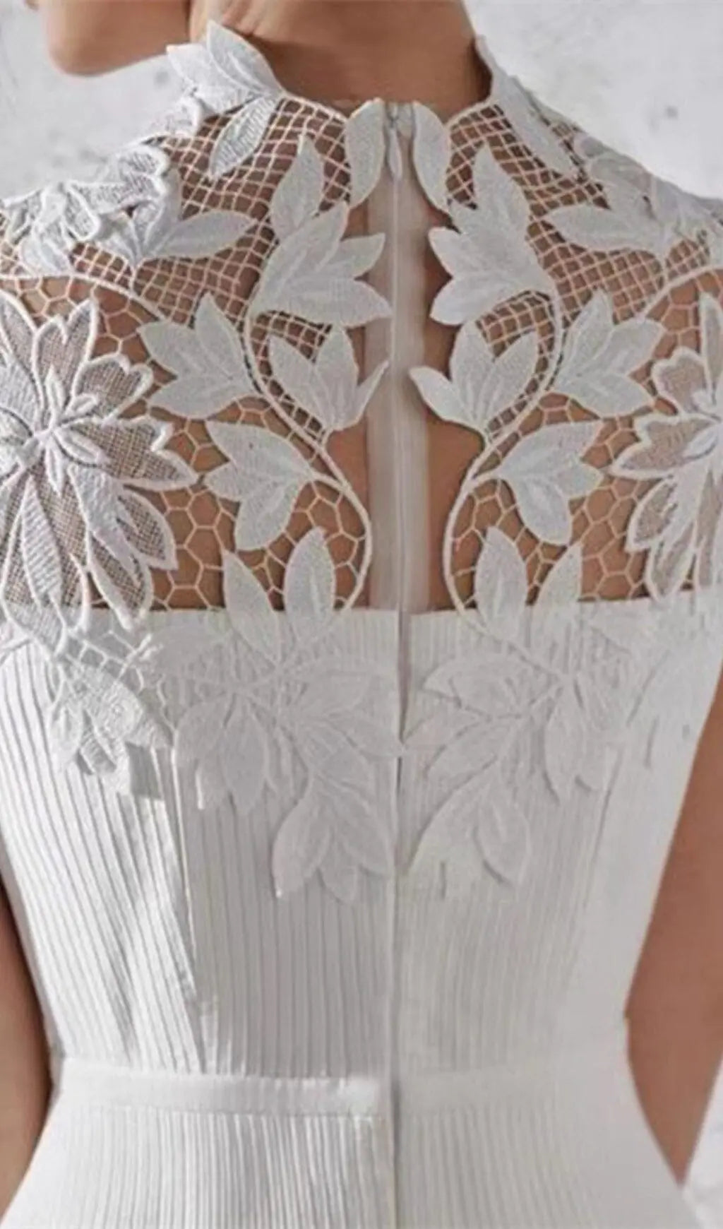 2524c14bf01f1ca7f1c488bdf77fc6ac.jpeg Fashionslee Women Floral Embroidery Maxi Dress In White