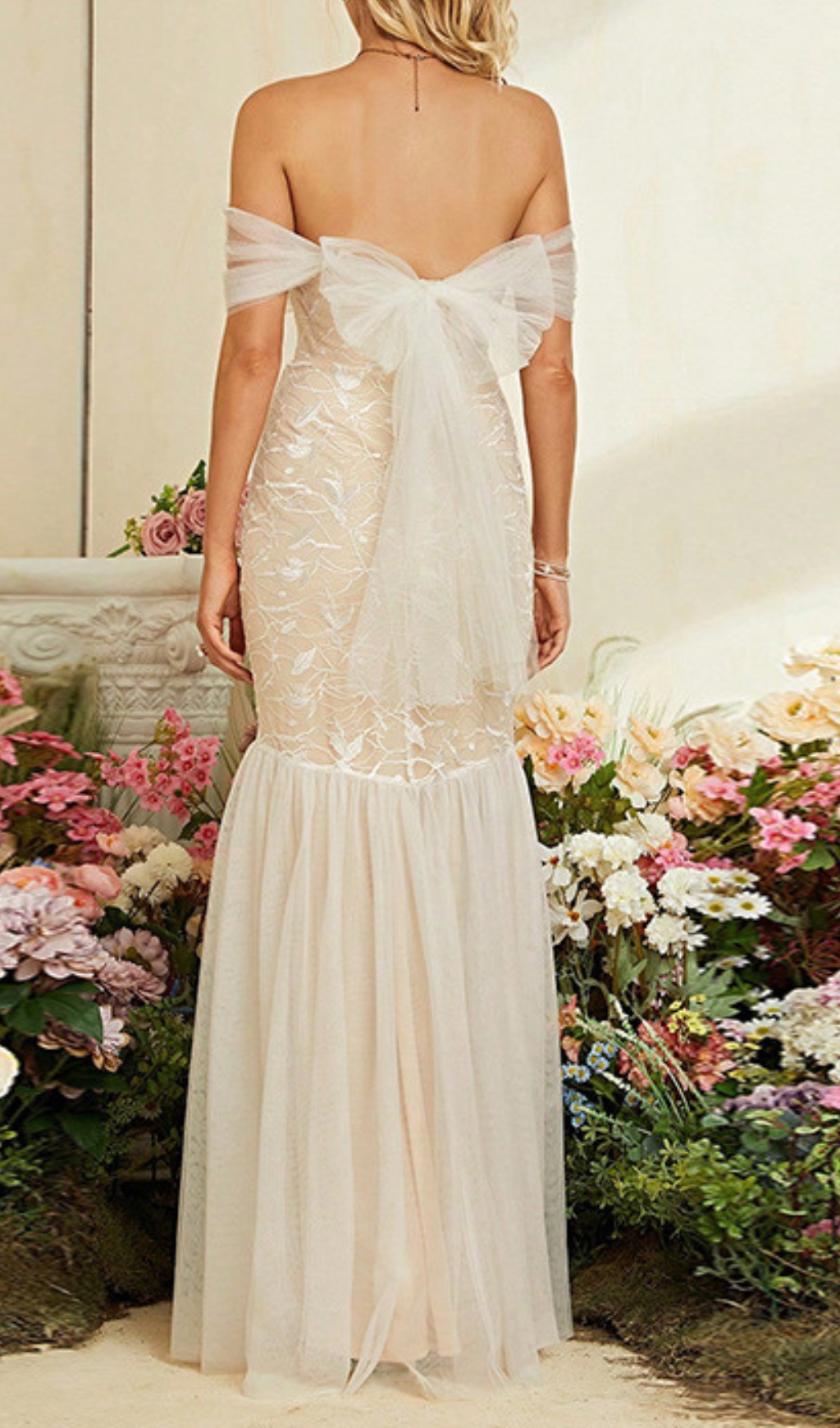 256914b1c6e227dd5e61aaa86c5ef7b7.jpg Fashionslee Women Devyn Lace Mesh Maxi Dress